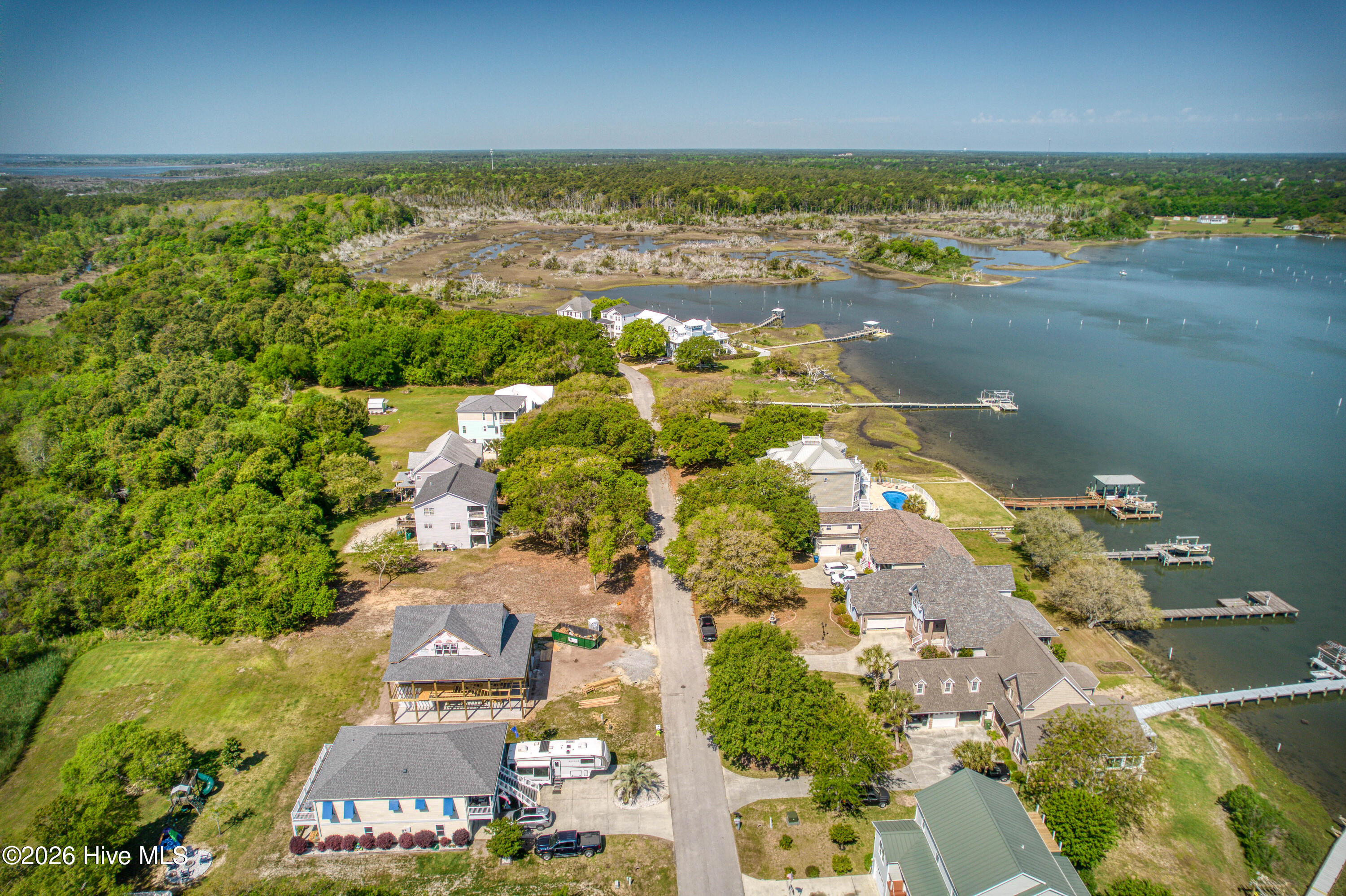 100567917 | Photo 12