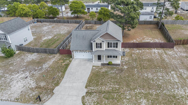 100568075 | Photo 25