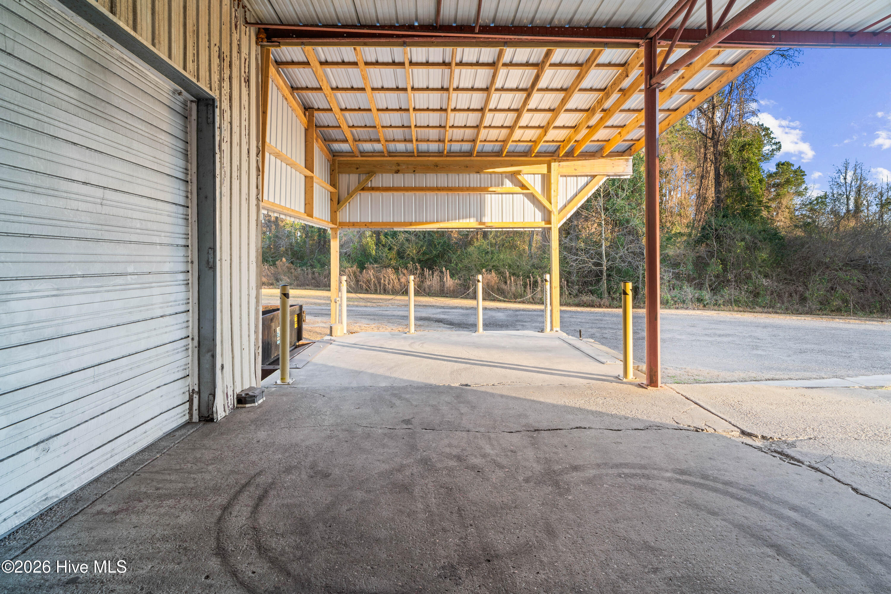 100549965 | Photo 21