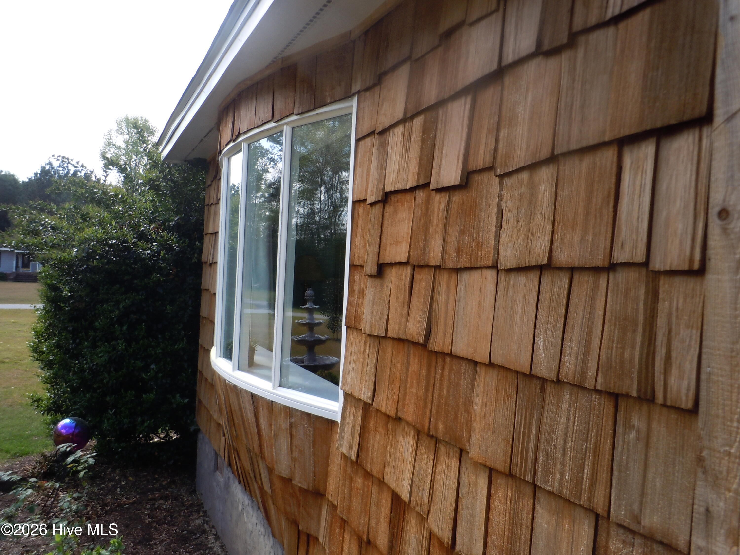 100565129 | Photo 72