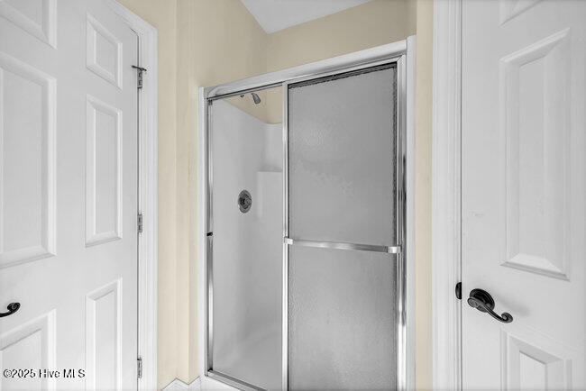 100542118 | Photo 25