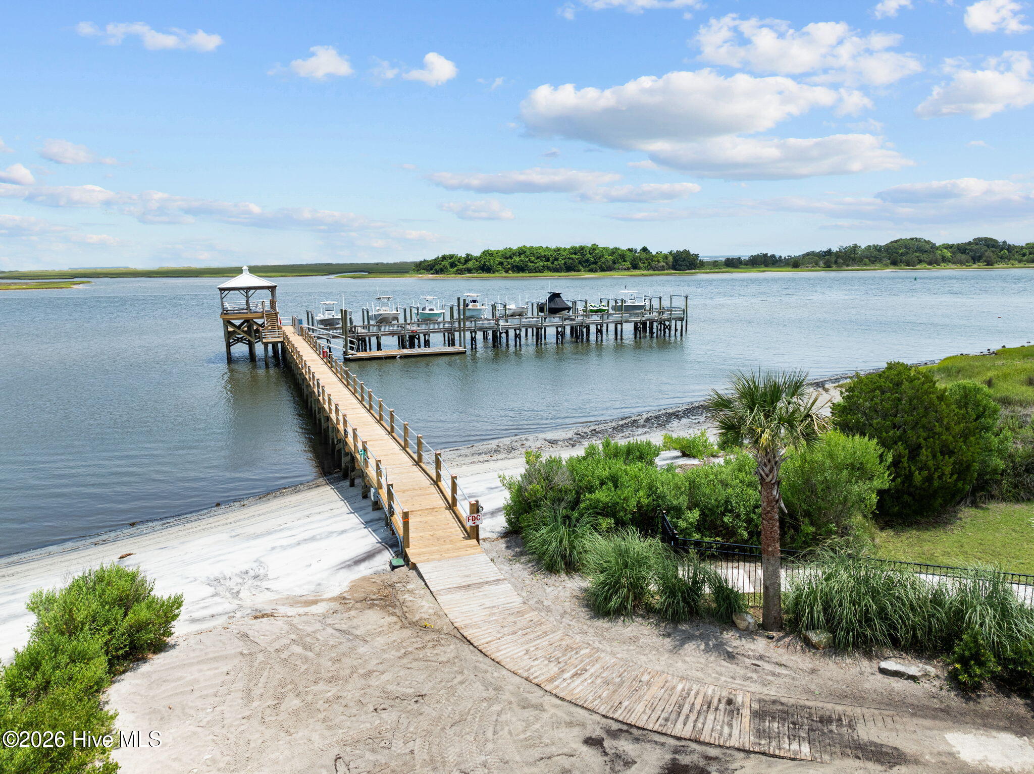 100559894 | Photo 57