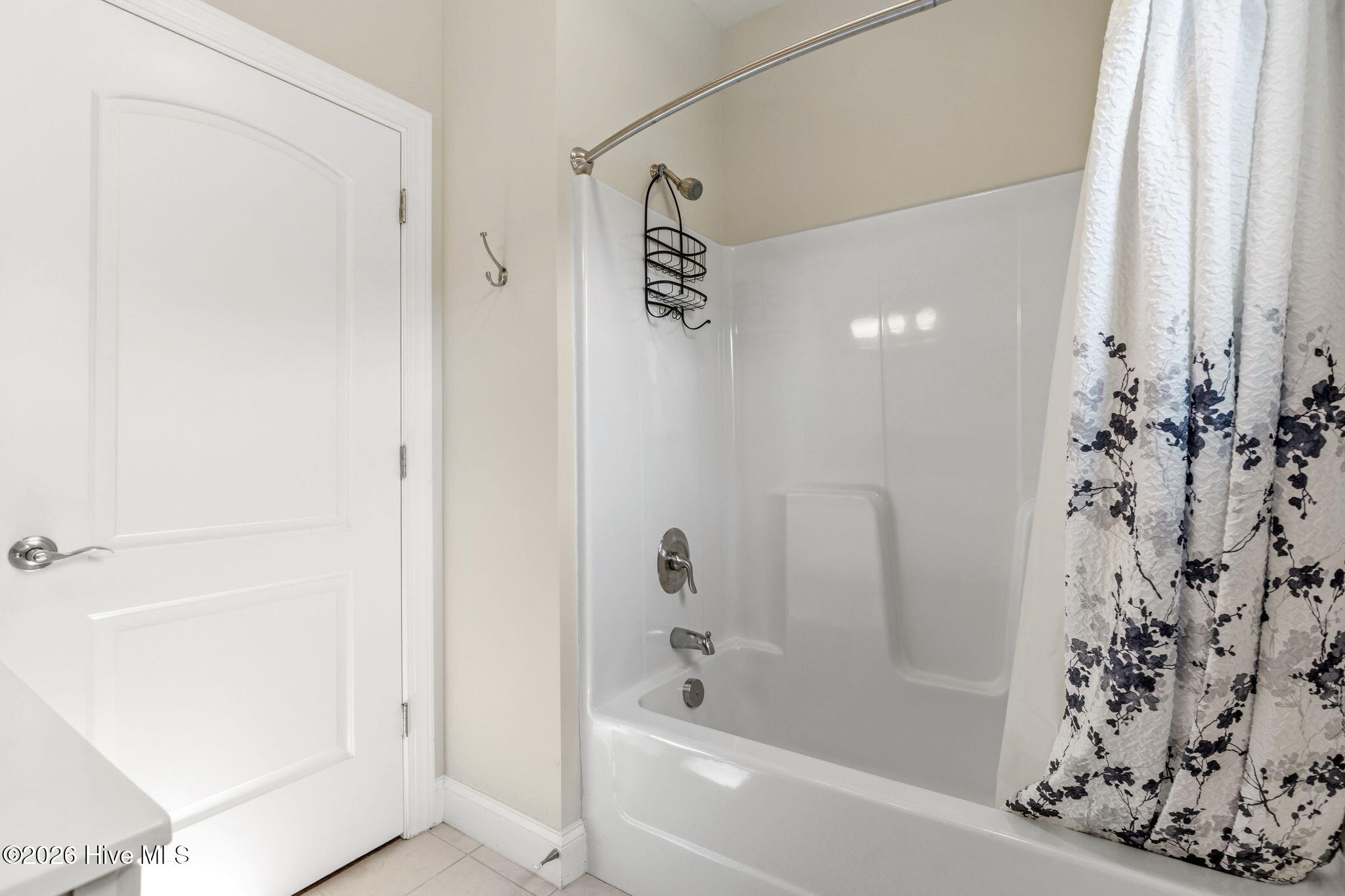 100560327 | Photo 24