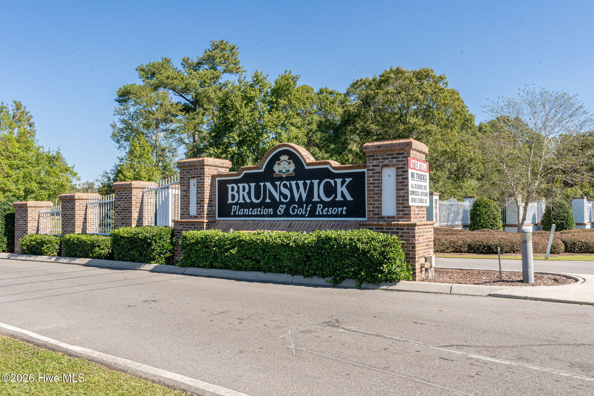 100562050 | Photo 34