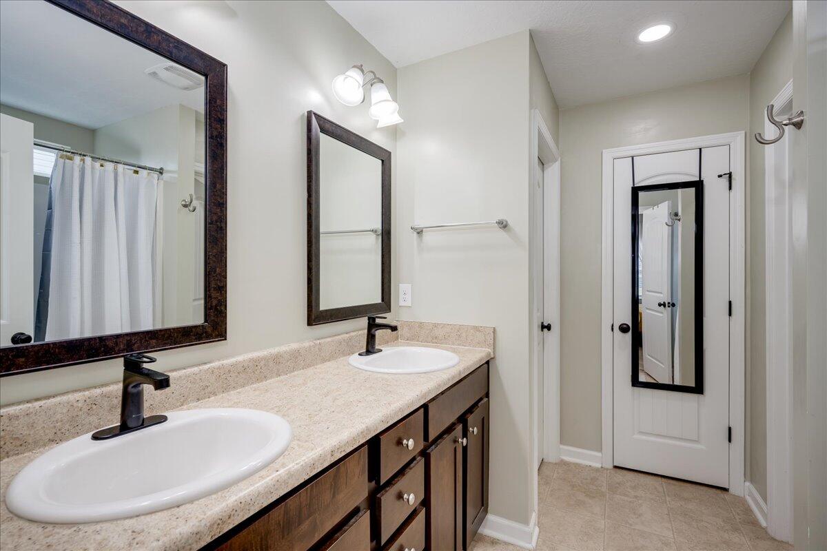 4076 Pullman Circle