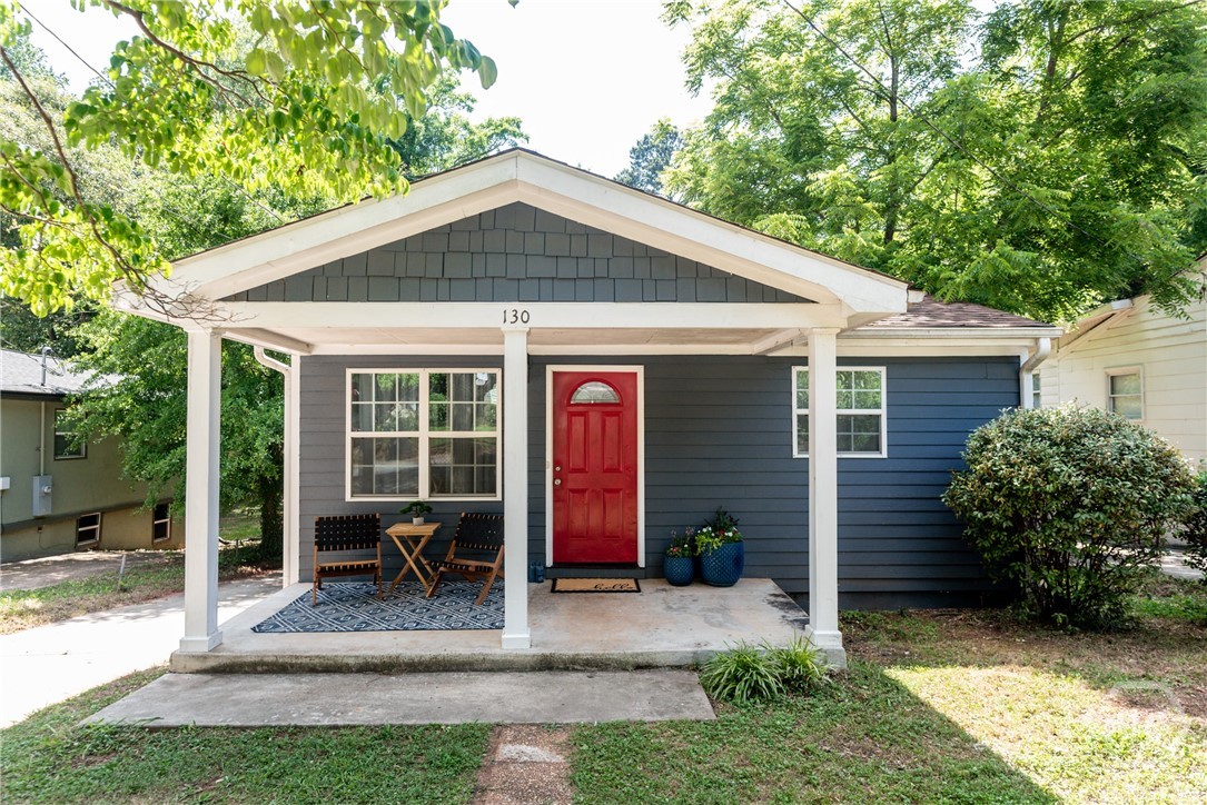 FEATURED LISTINGS