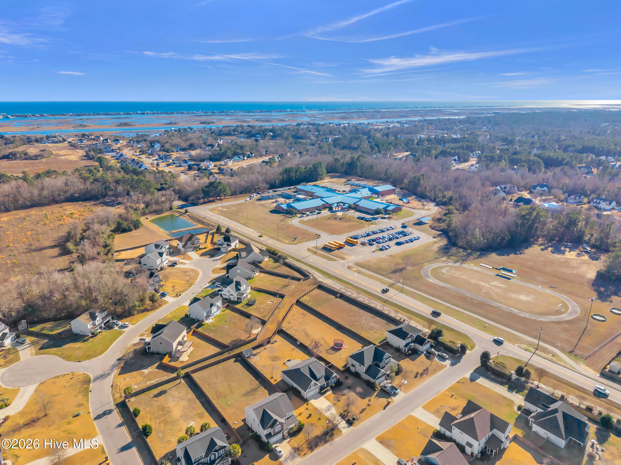 100551592 | Photo 40