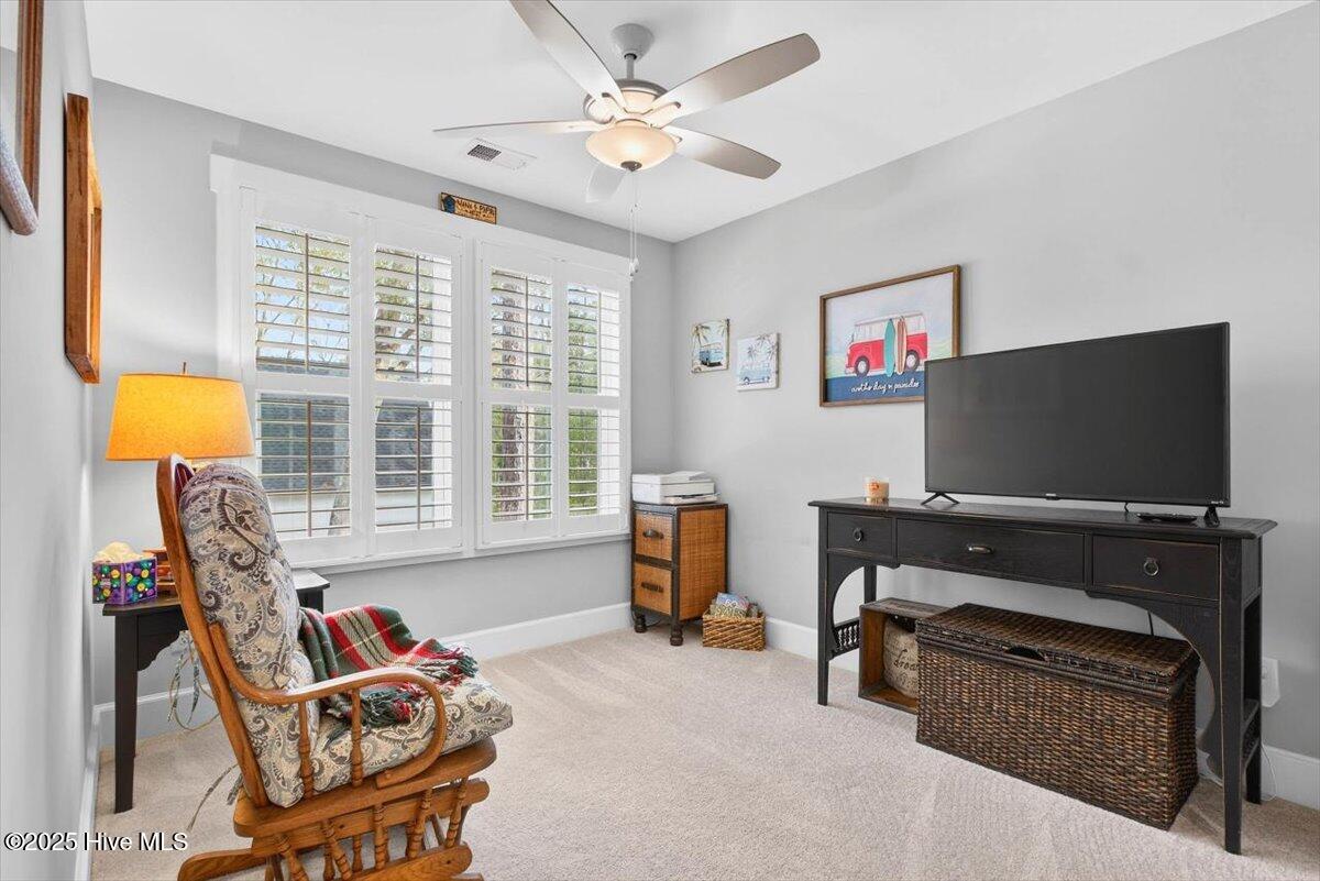 100546155 | Photo 34