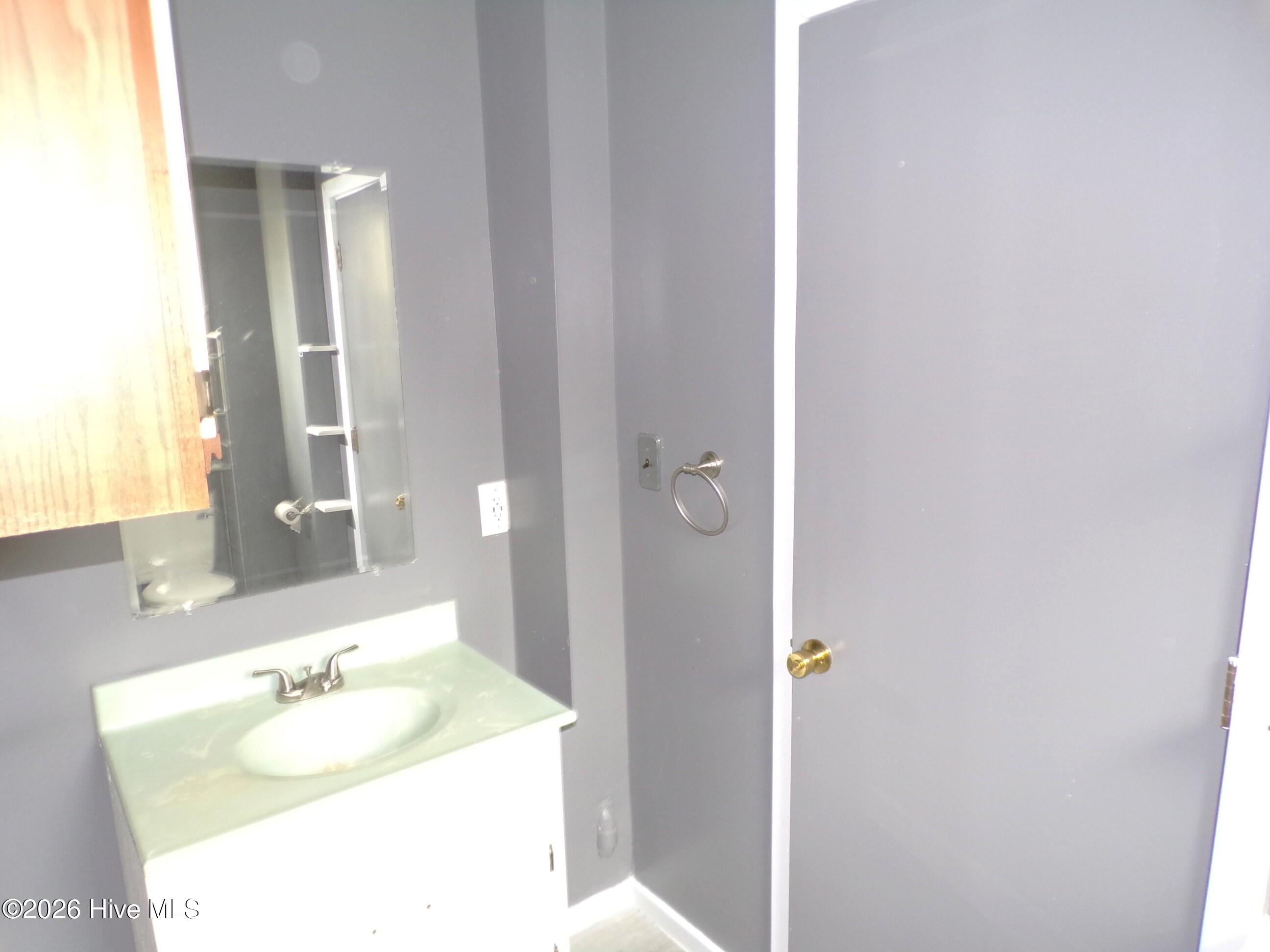 100558071 | Photo 21