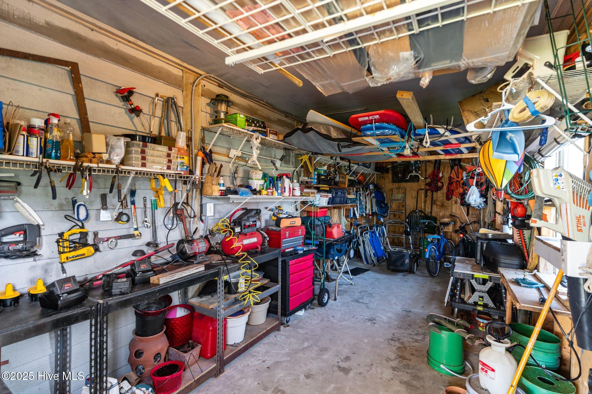 100514619 | Photo 28