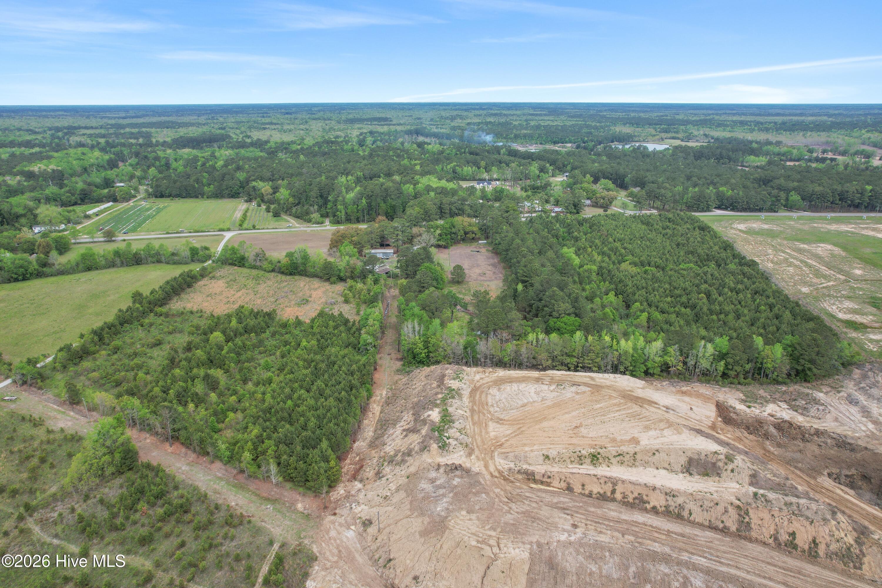 100567923 | Photo 11