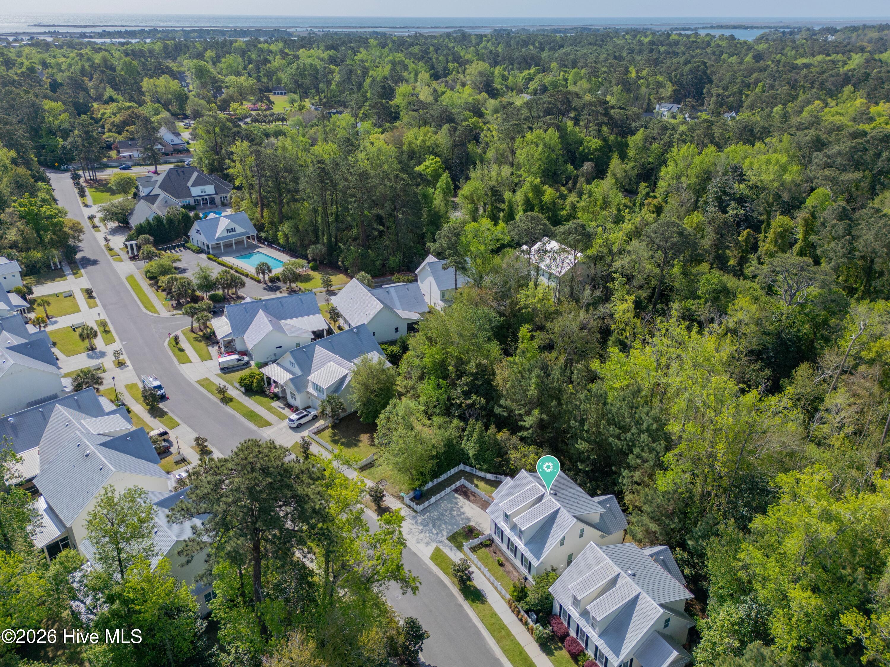 100567023 | Photo 28