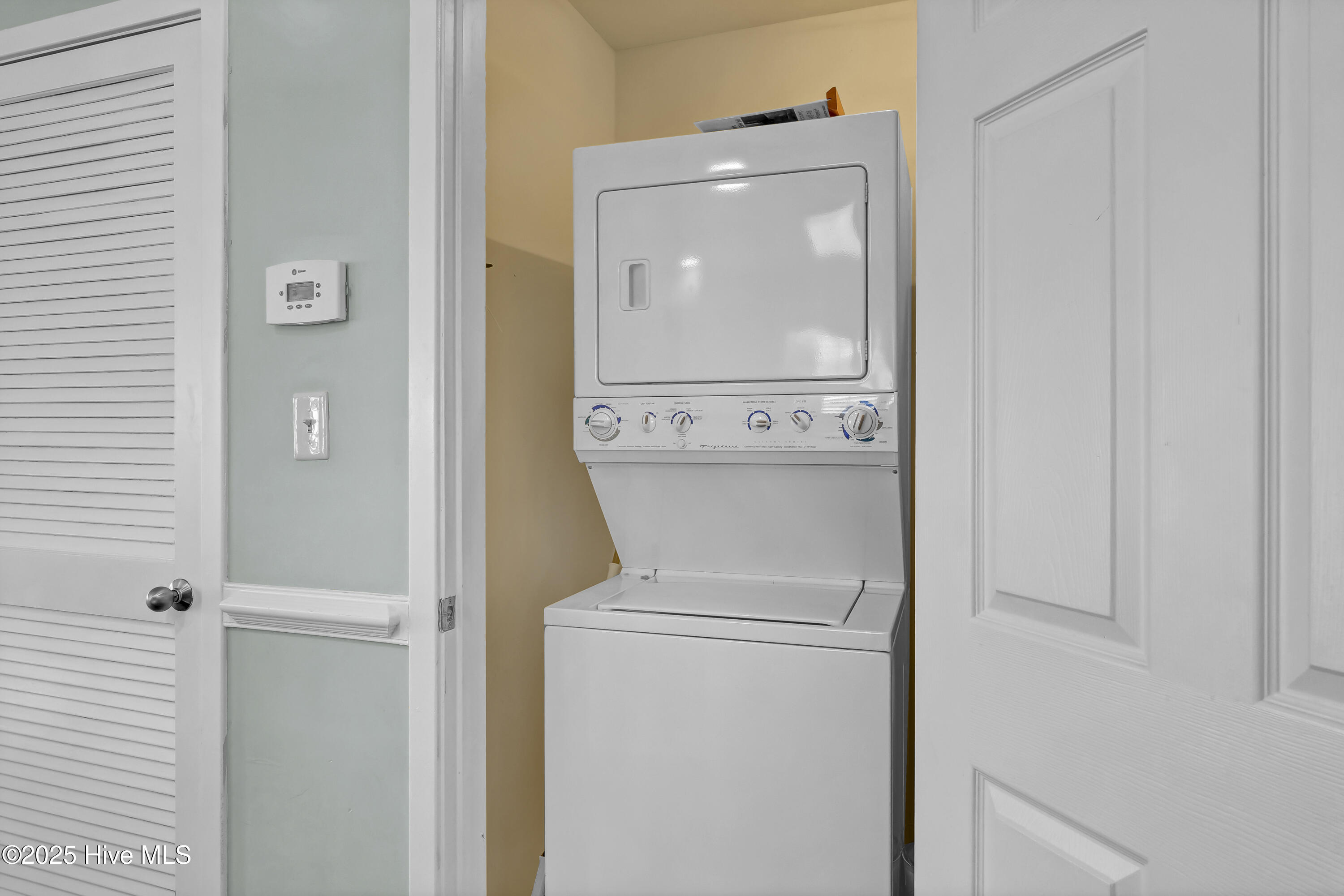 100535604 | Photo 27