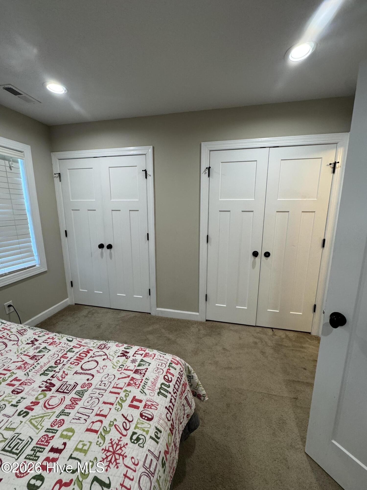 100566415 | Photo 22