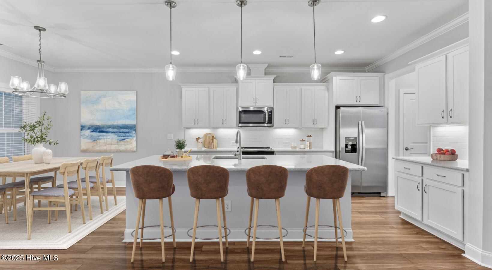 100551836 | Photo 21