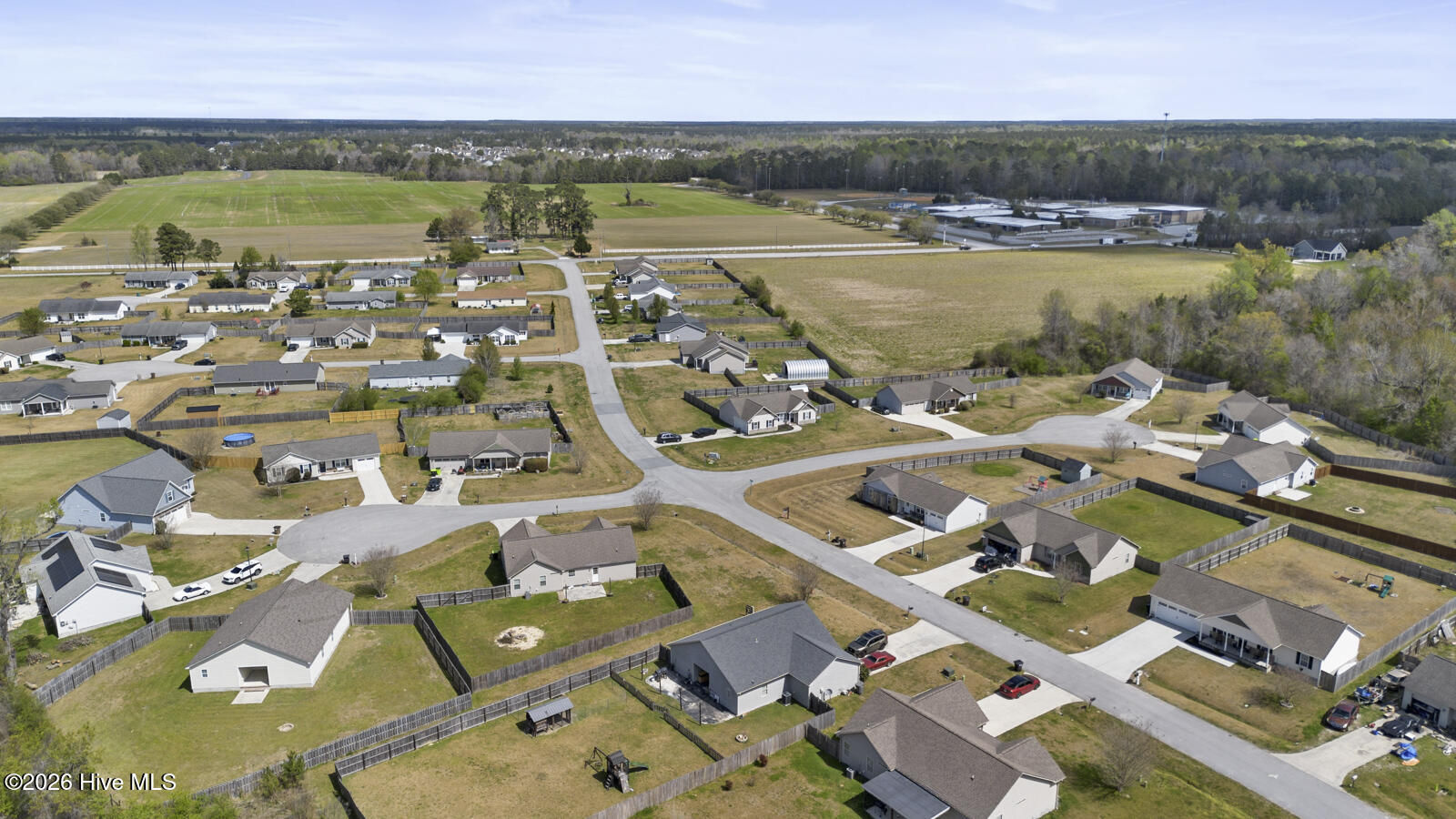 100563691 | Photo 31