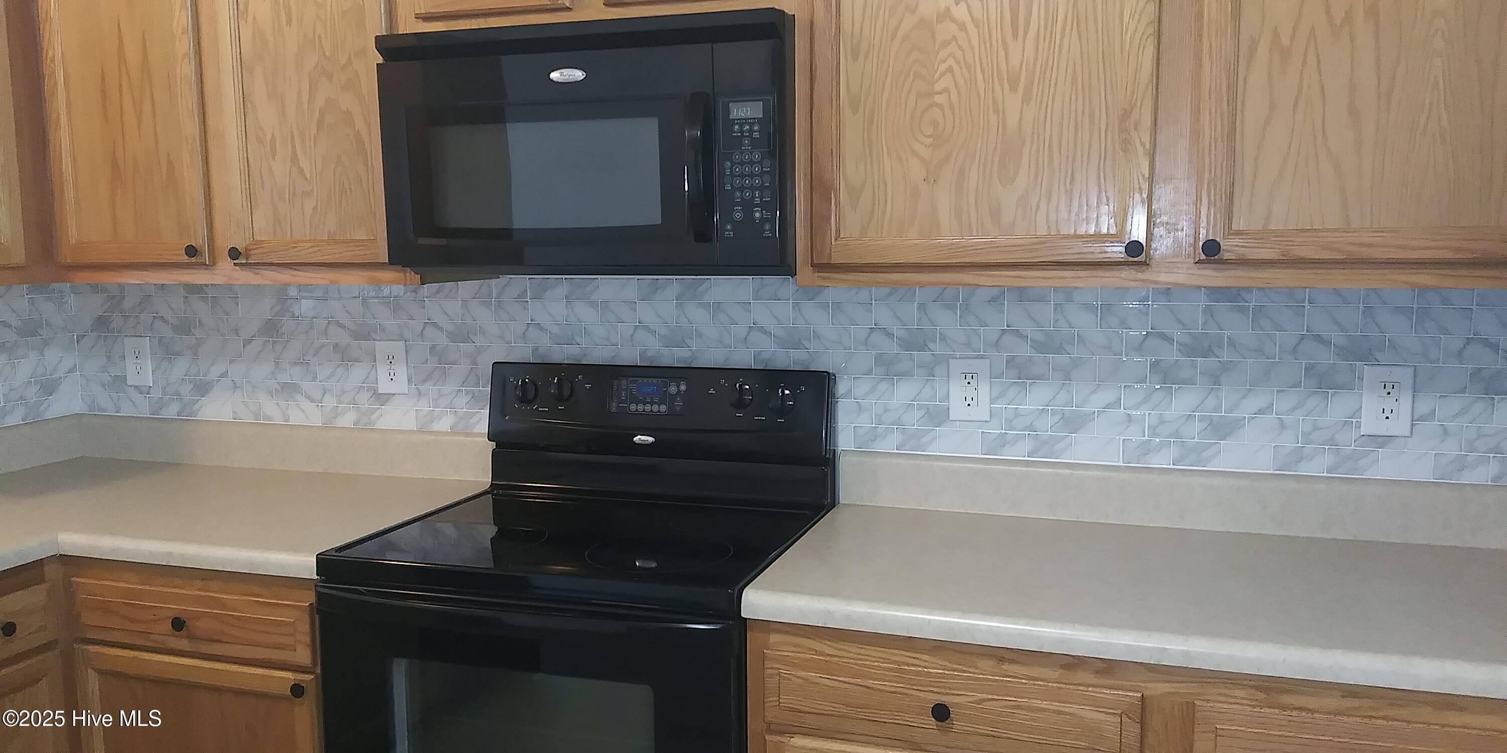 Homes for sale in Jacksonville, NC | 102 Springwood Dr, Jacksonville, NC 28546 | MLS# 100538596