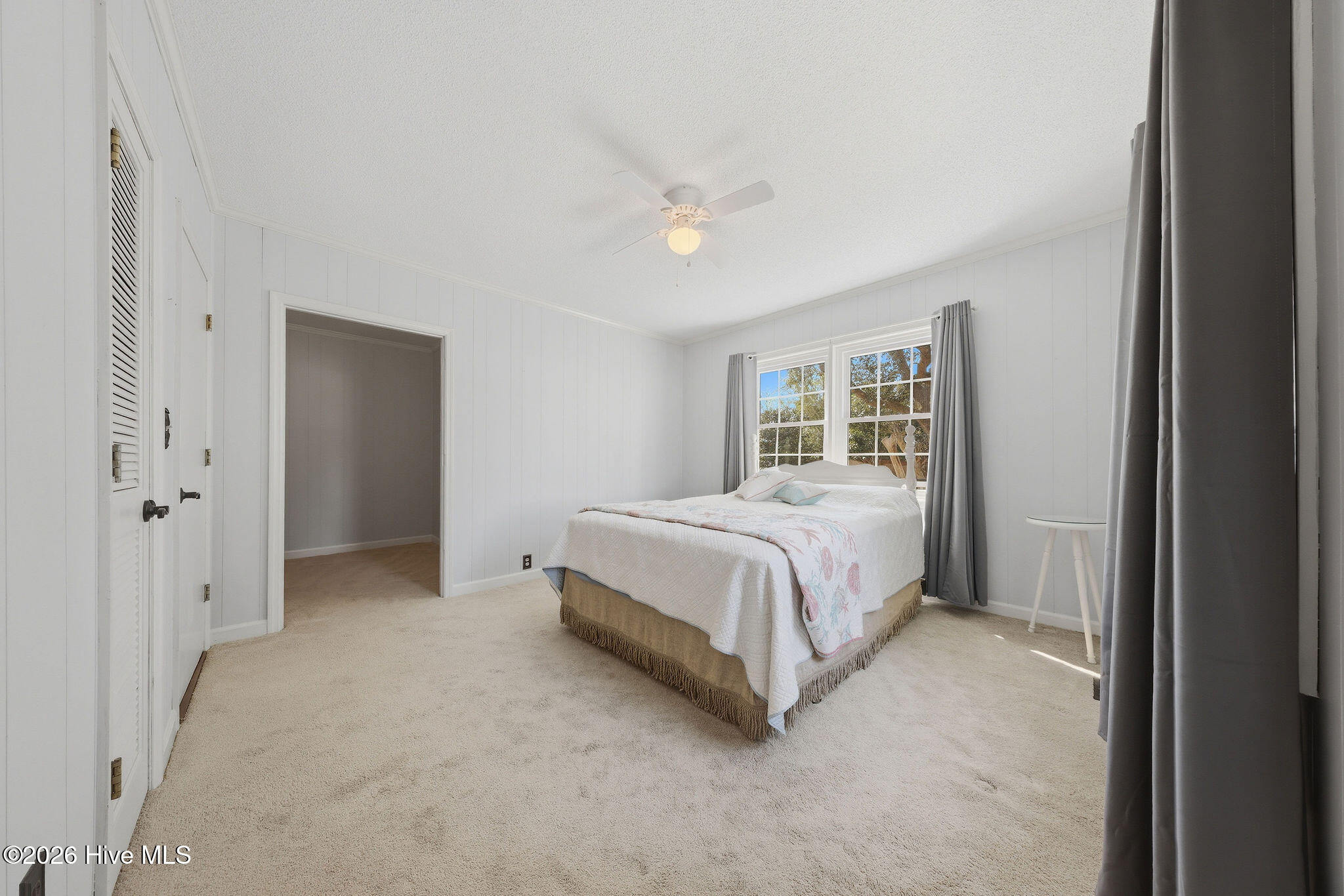 100557788 | Photo 41