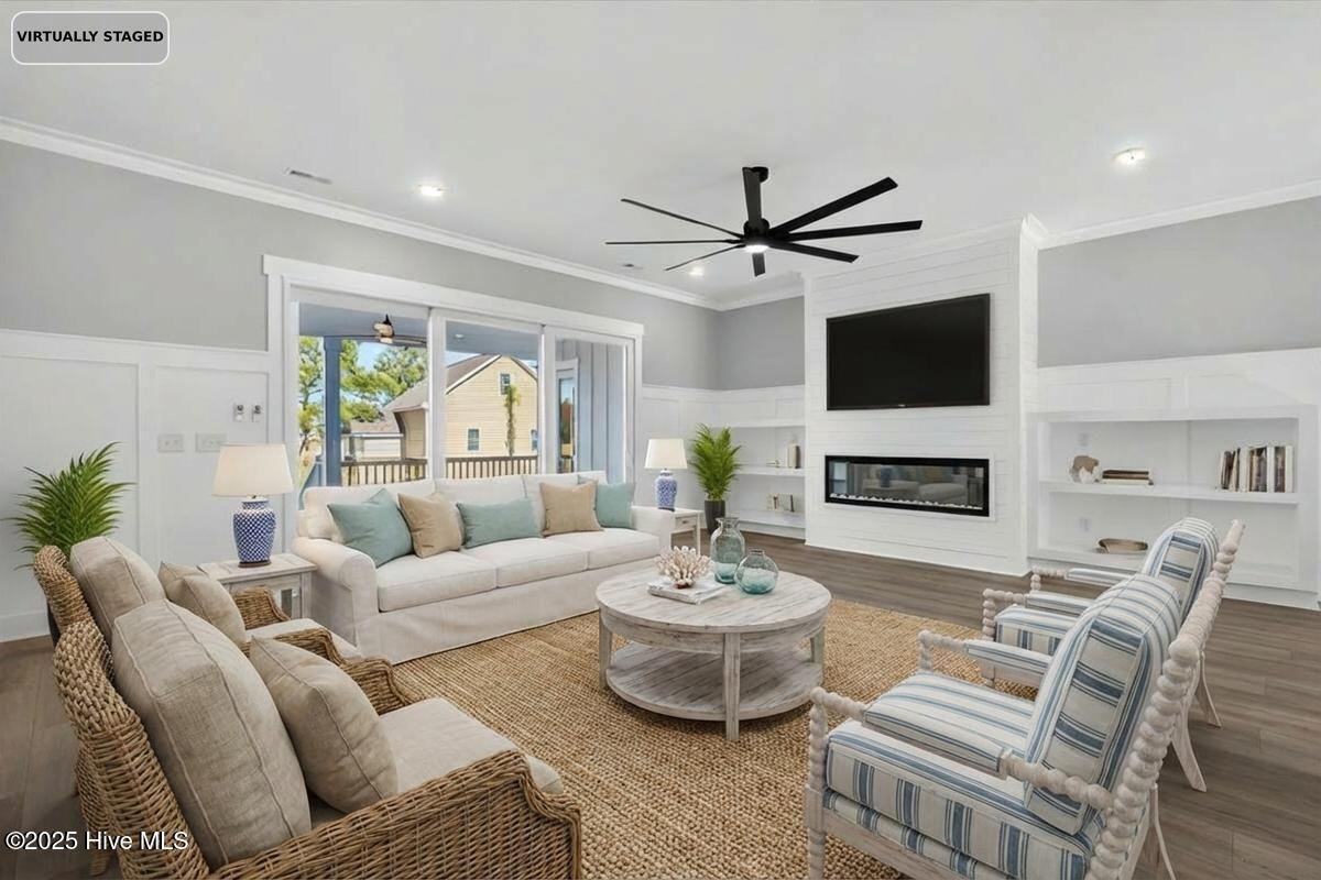 100541548 | Photo 44