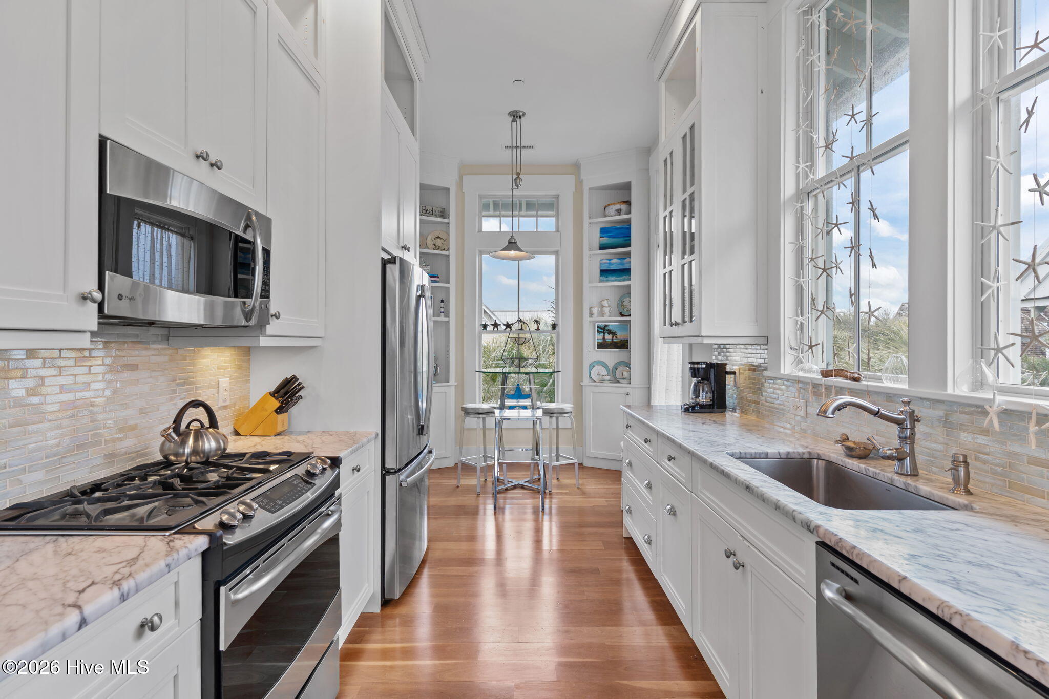 100555119 | Photo 13