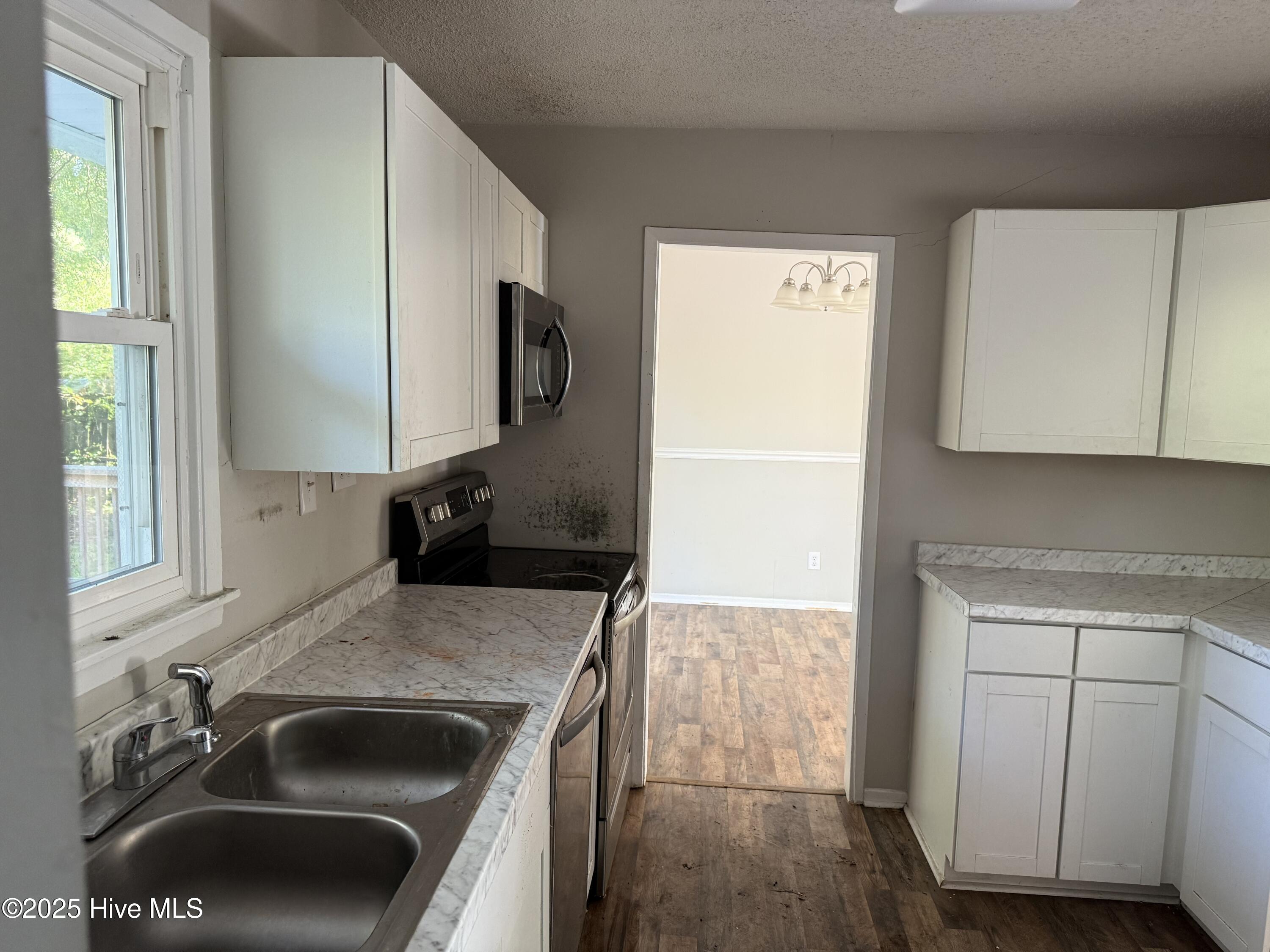 100537405 | Photo 20