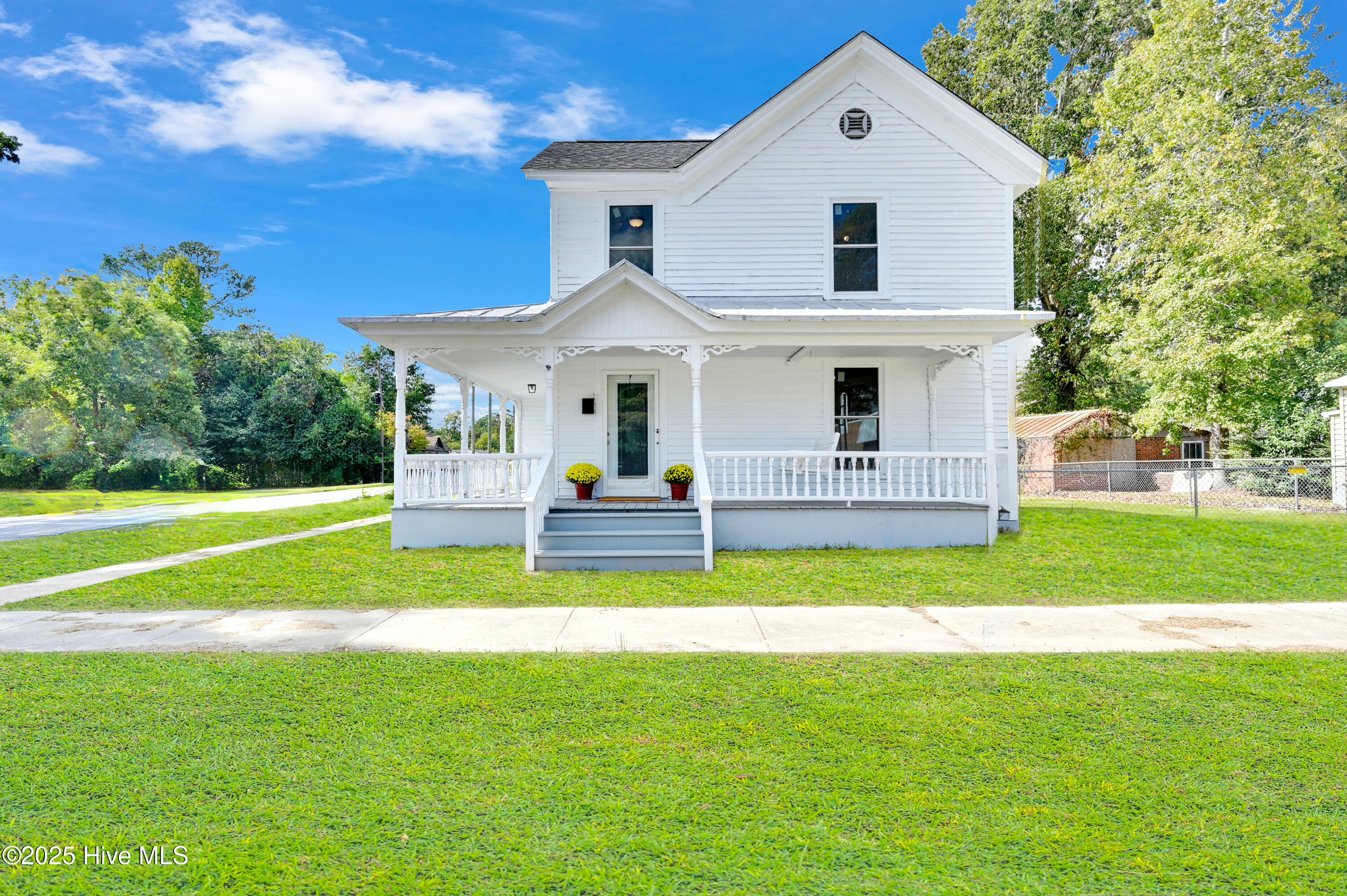 Homes for sale in Ayden, NC | 4204 Lee St, Ayden, NC 28513 | MLS# 100535692