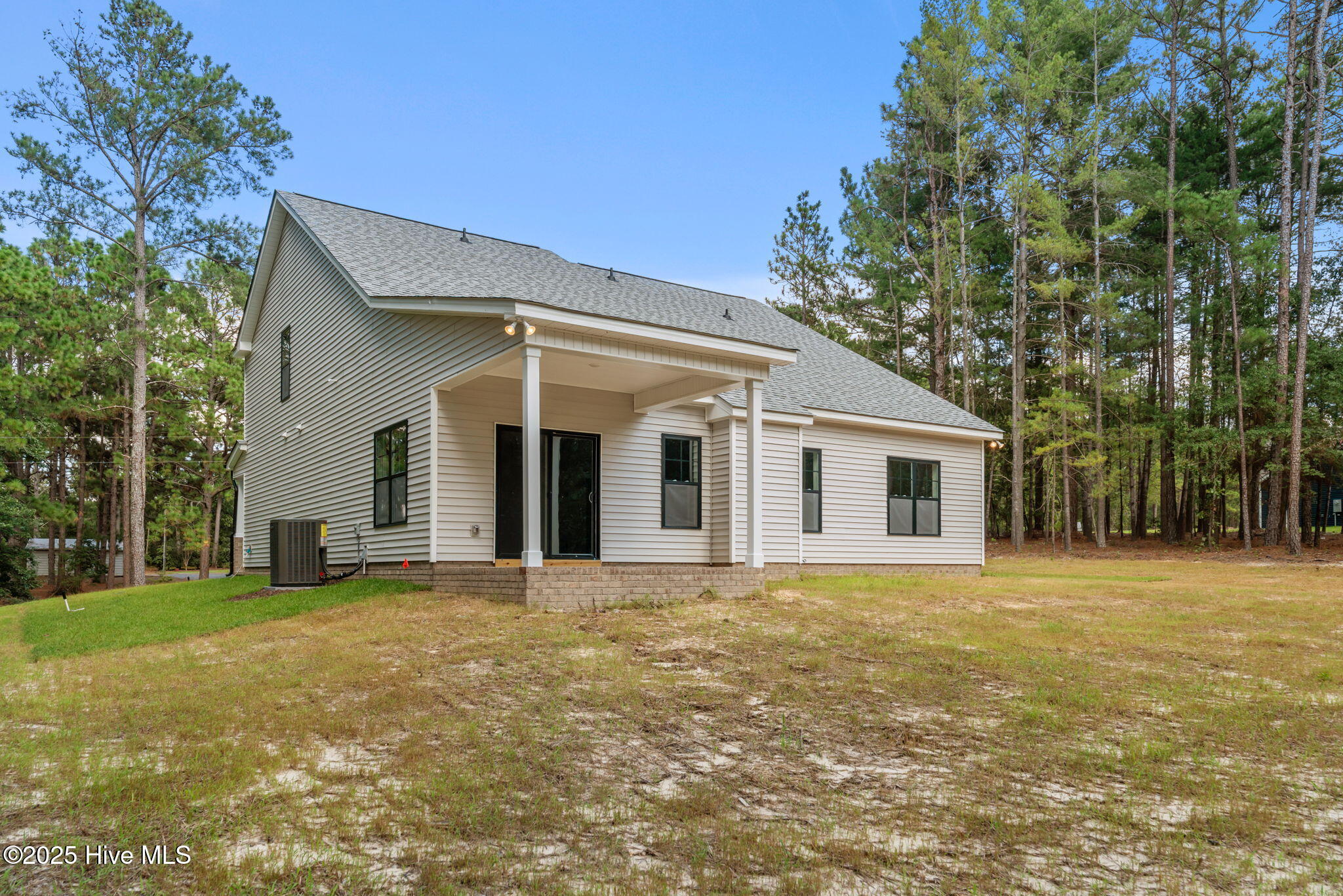 199 Pinecrest Drive