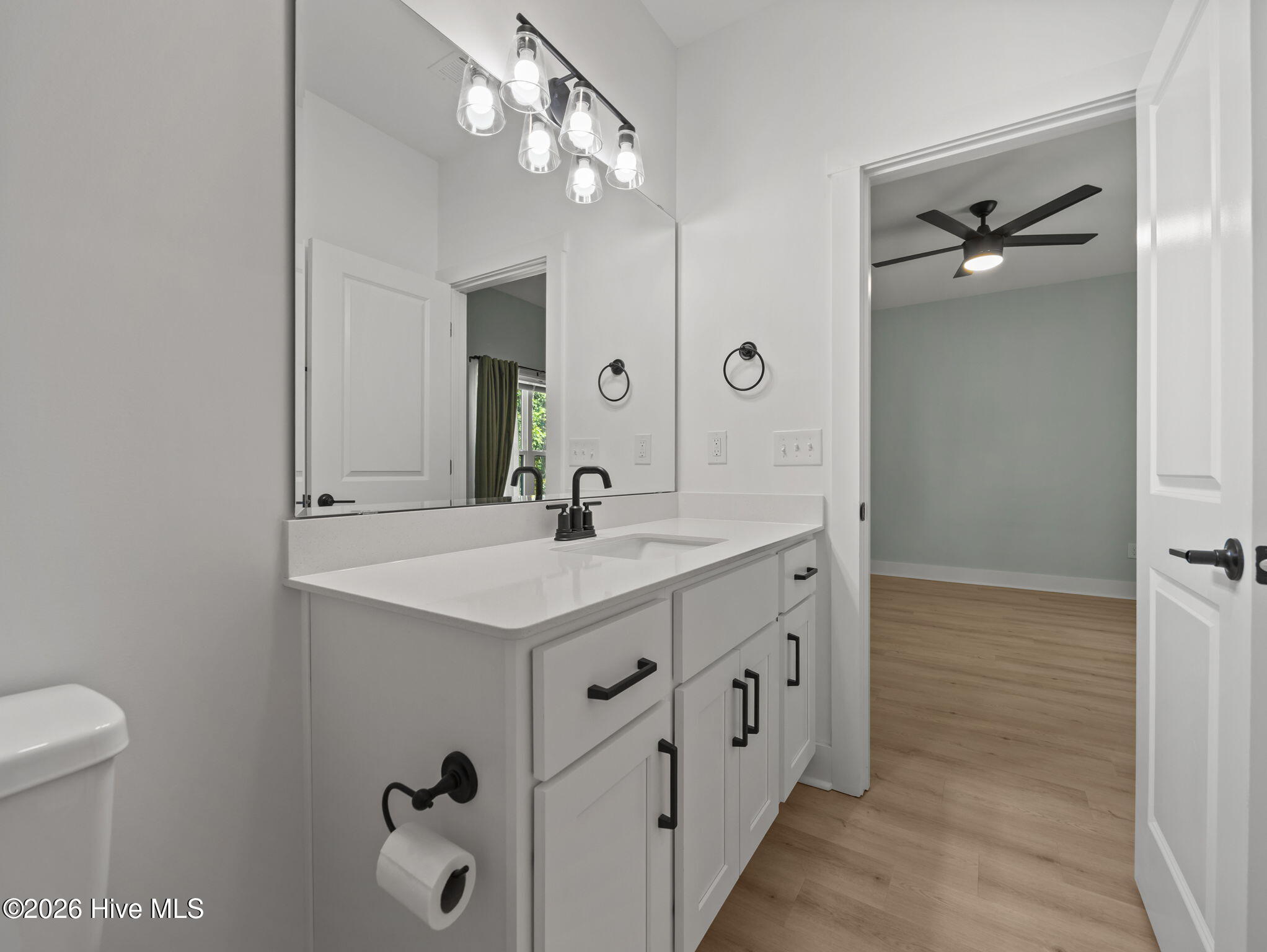 609 N Timberly Lane, Burgaw, NC 28425 – photo 13: 21-web-or-mls-609 N Timberly Ln 51