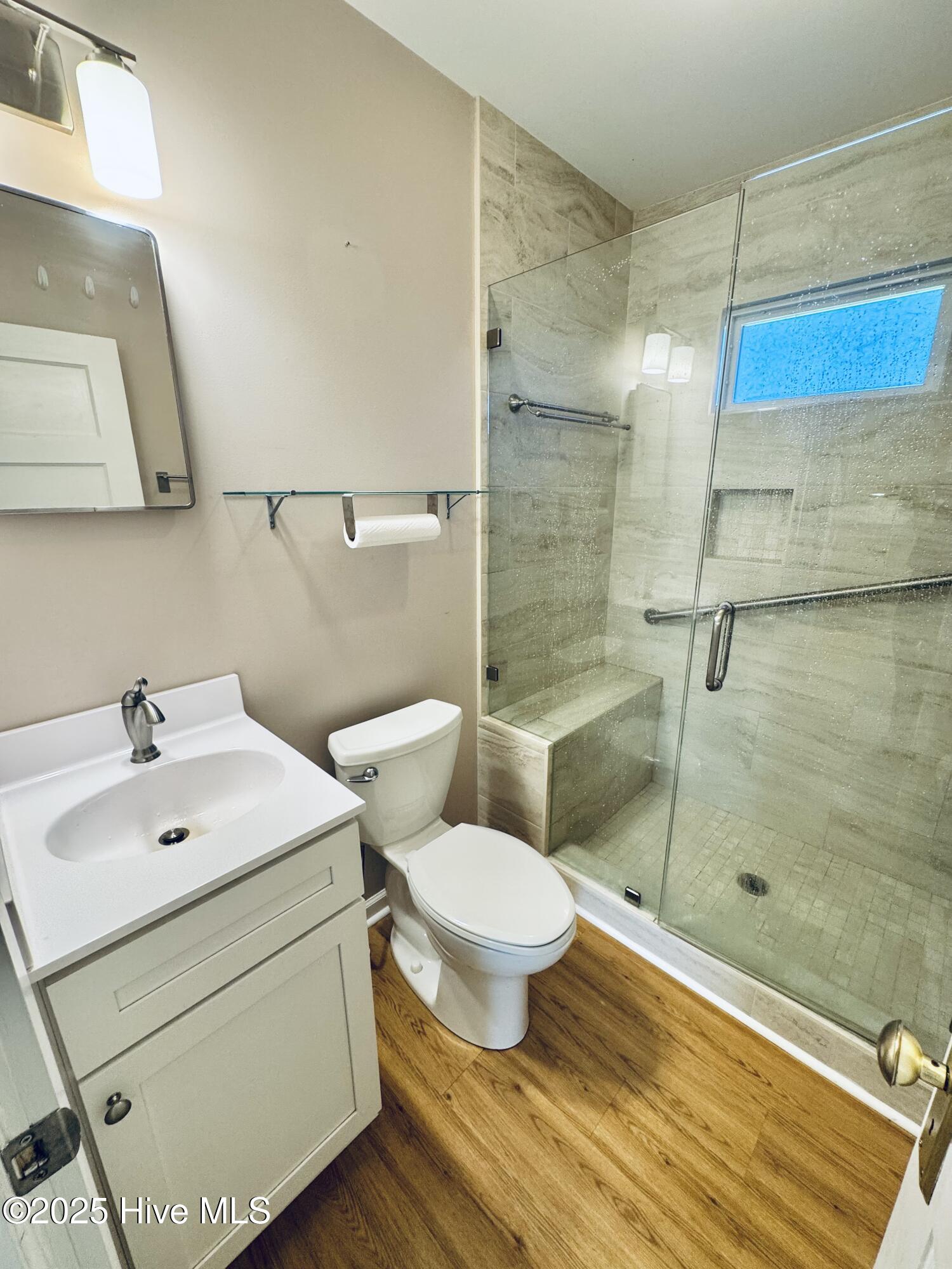 100550414 | Photo 17