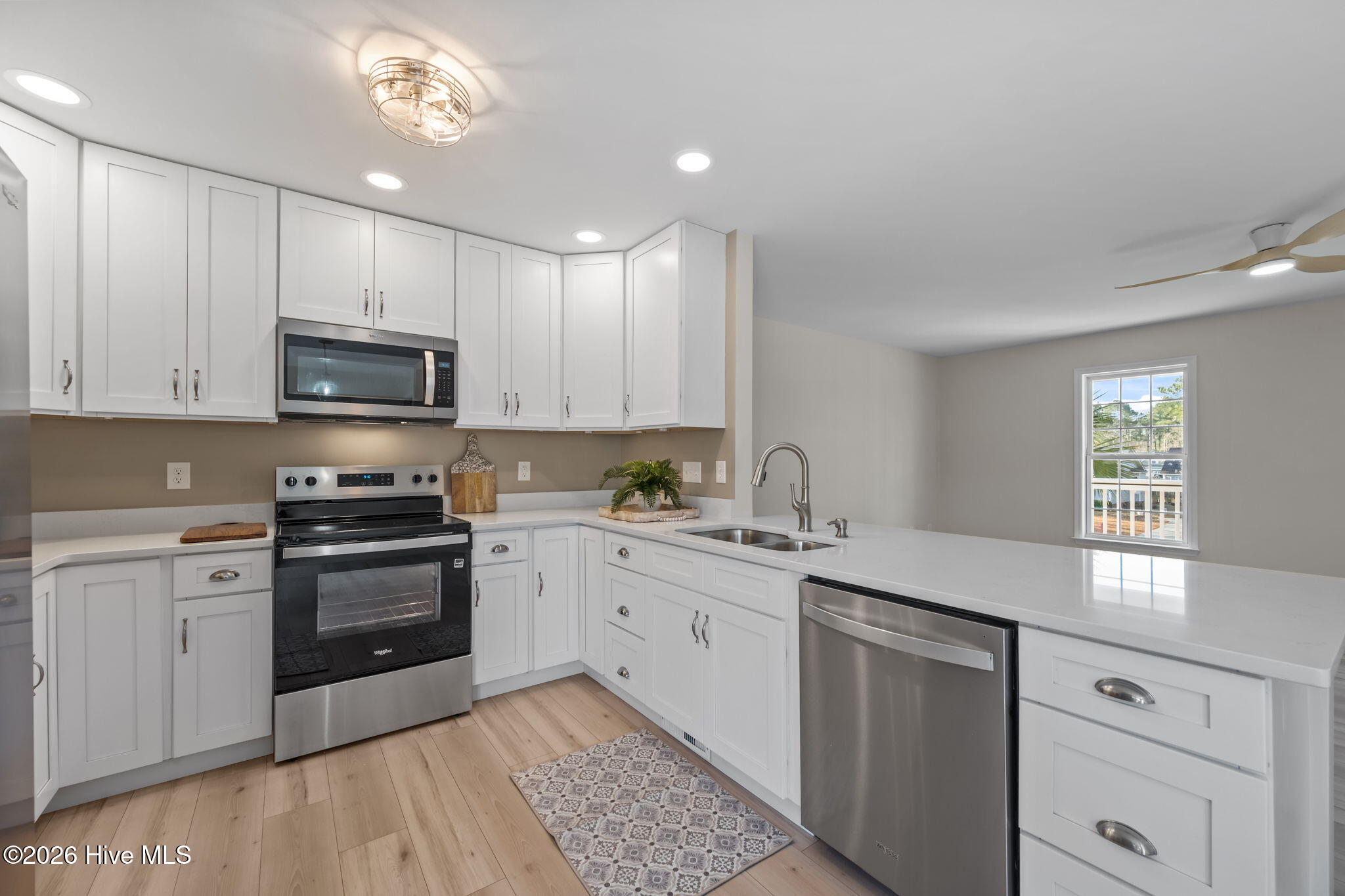 106 Dolphin Drive, Hampstead, NC 28443 Listing Photo  14