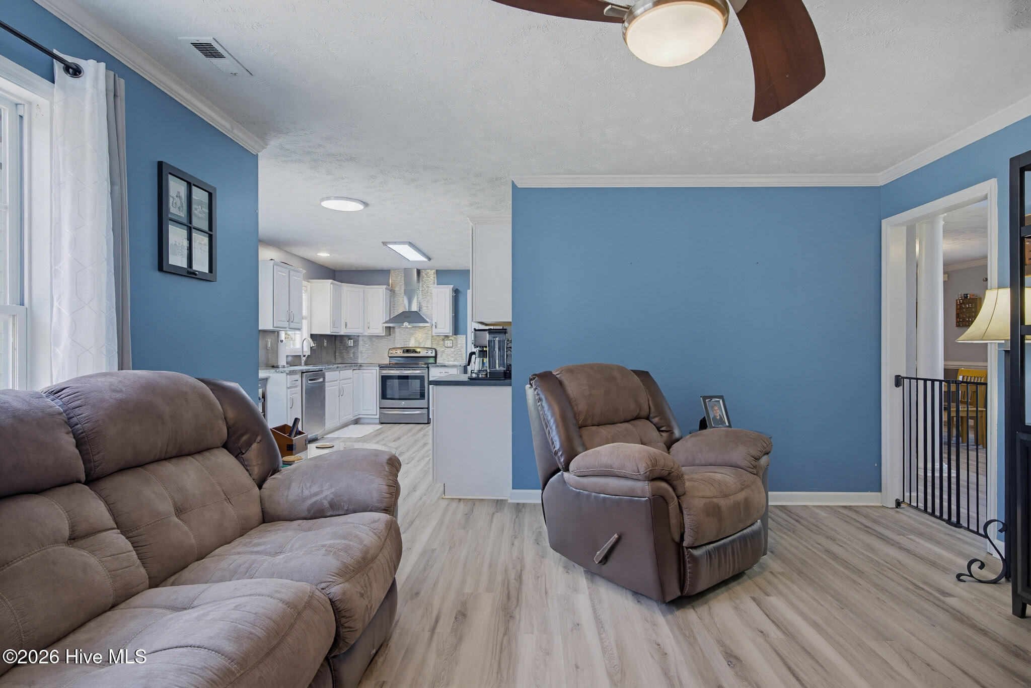 303 E Regent Court,Jacksonville