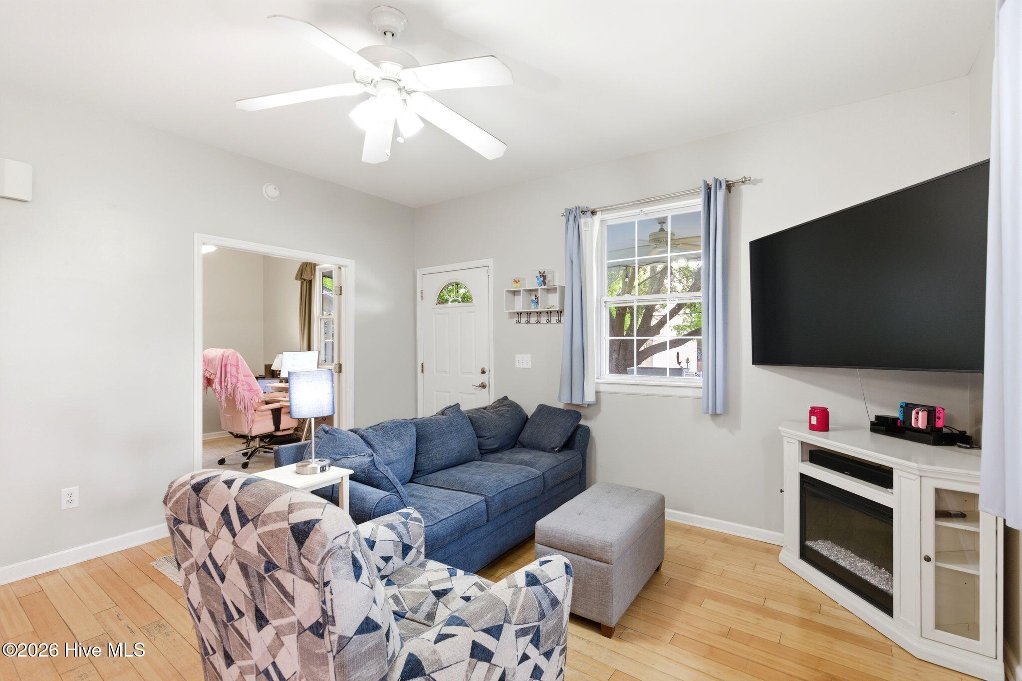 100564612 | Photo 13