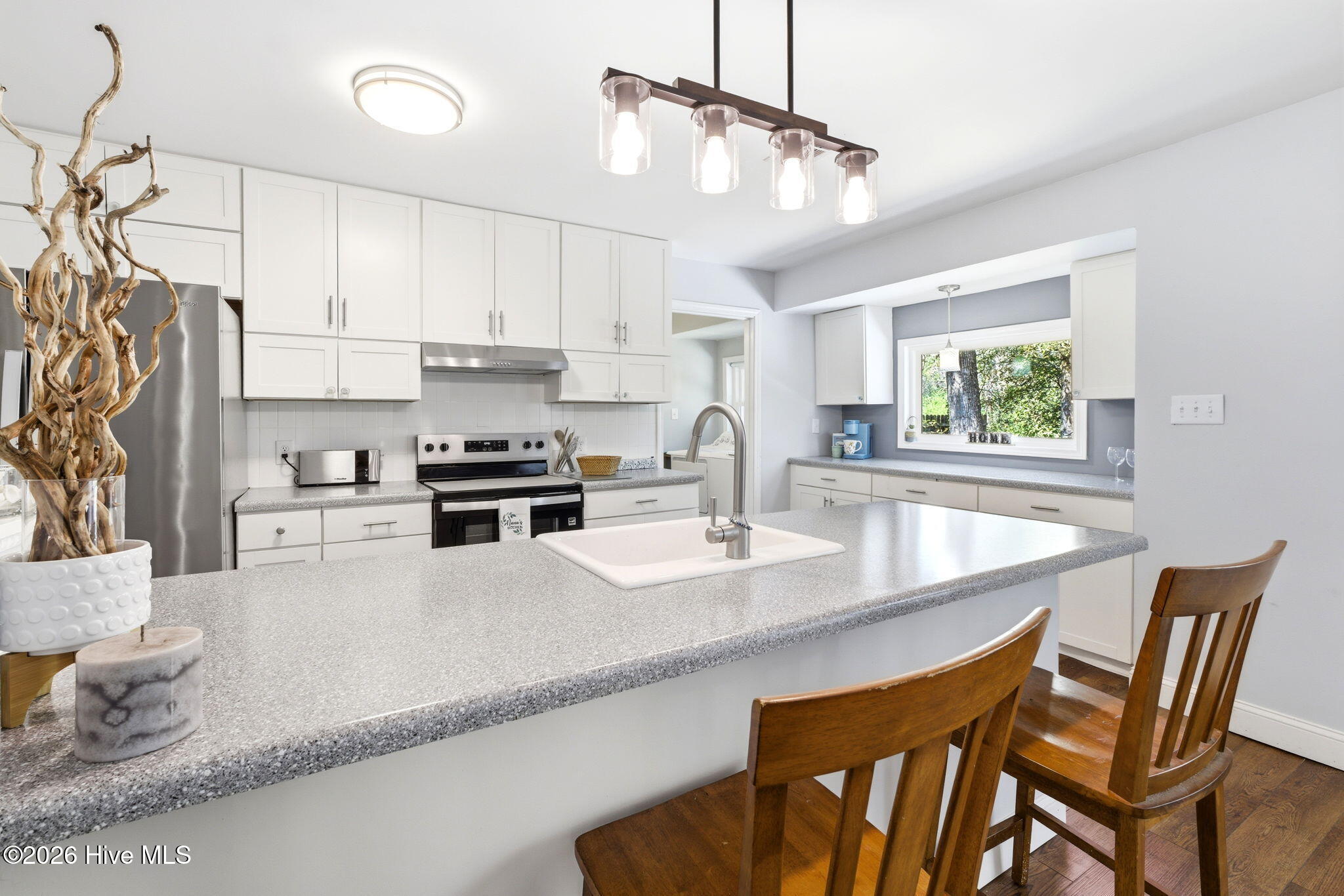 100564618 | Photo 18