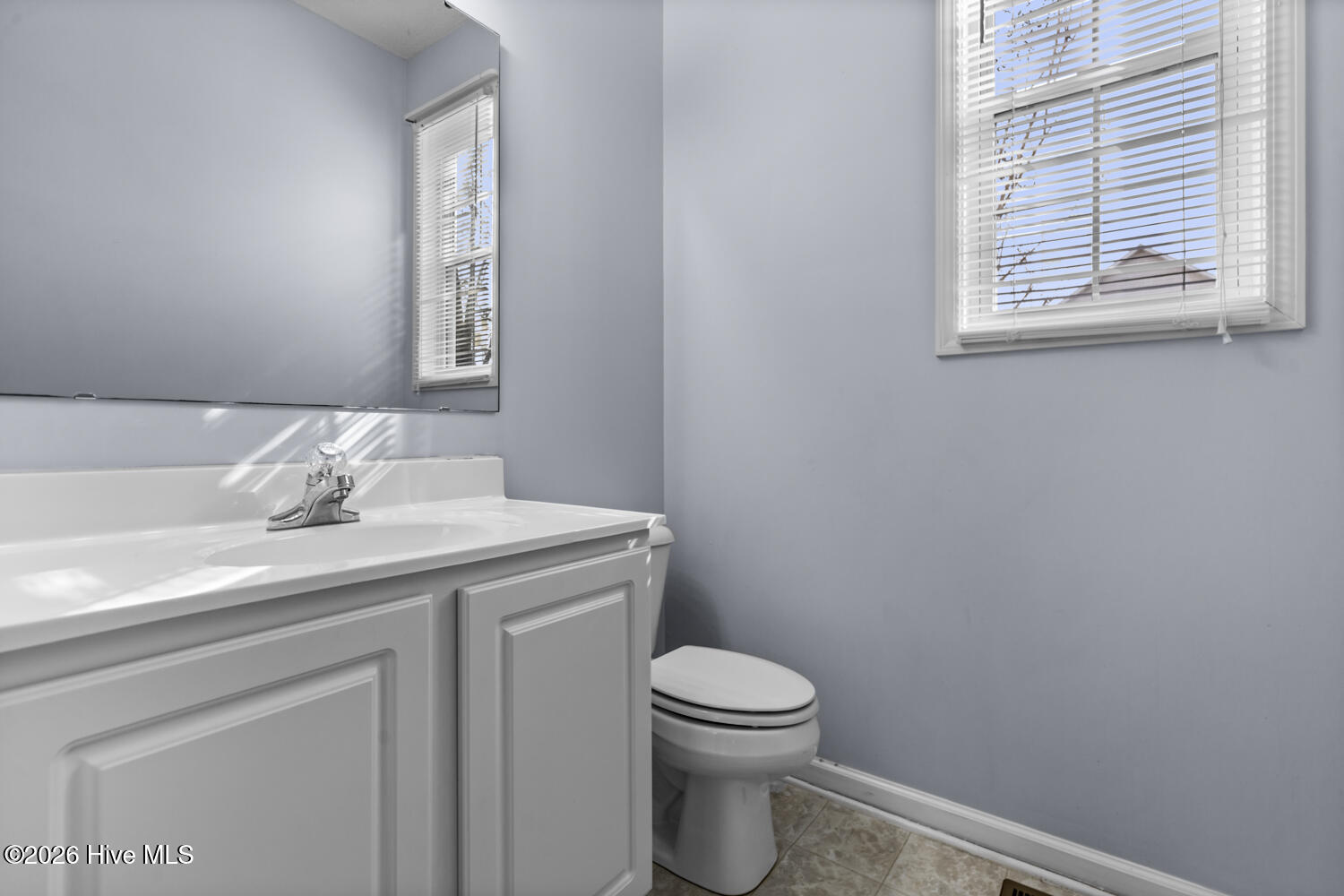 100553913 | Photo 12