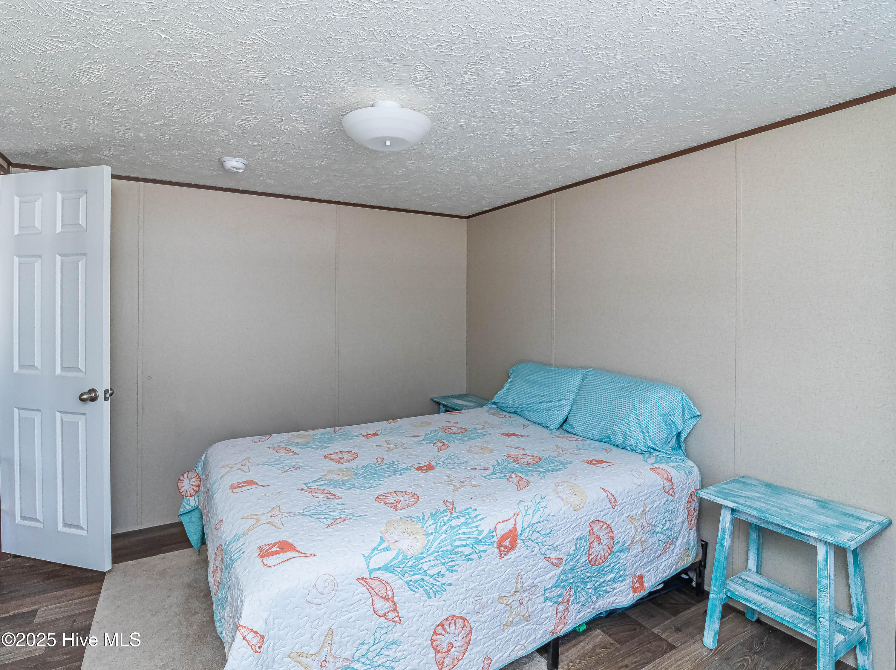 100532015 | Photo 27