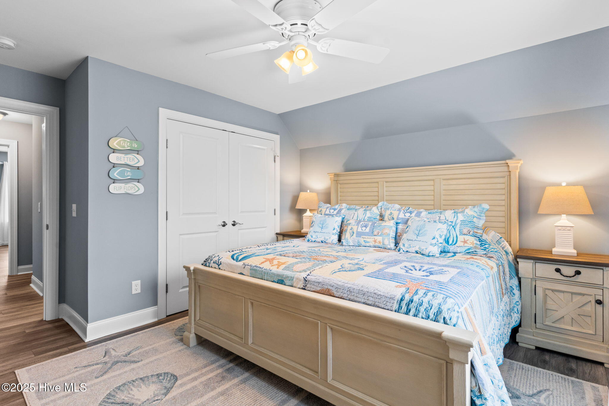 100530227 | Photo 42