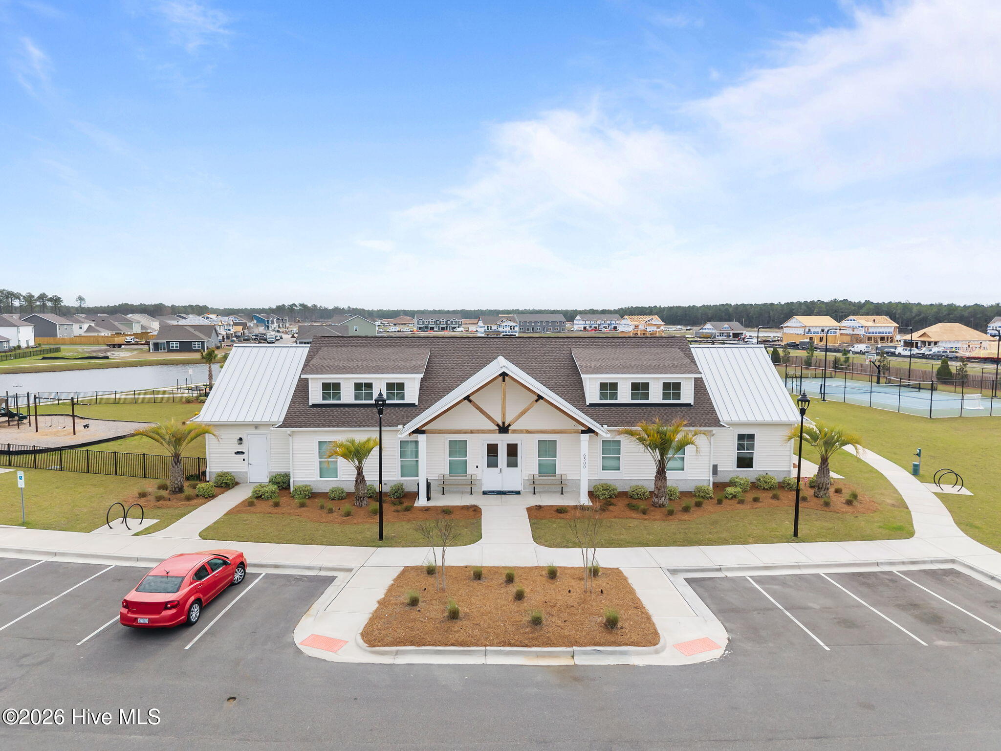 100558929 | Photo 56