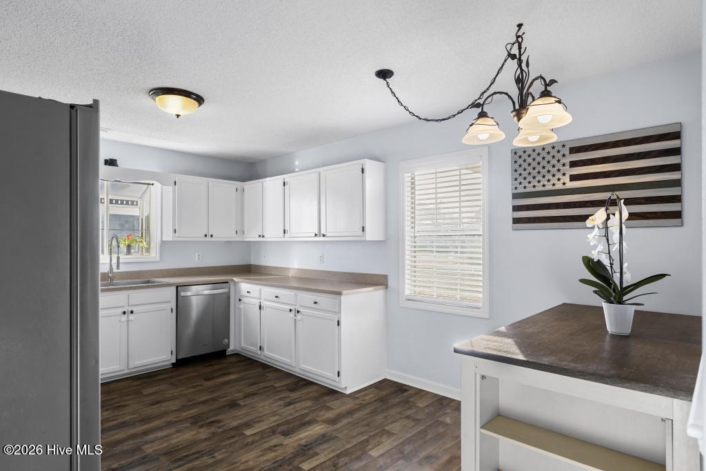 100553305 | Photo 32