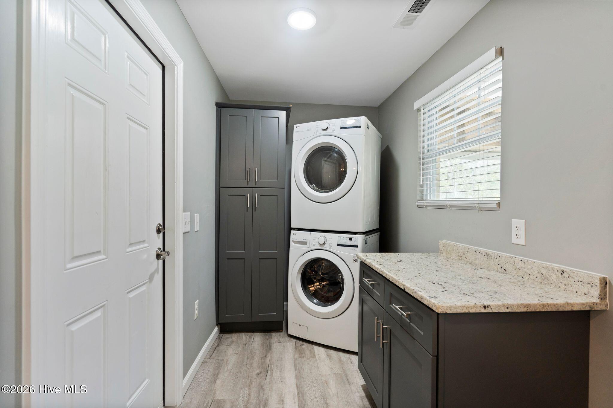 100559666 | Photo 71