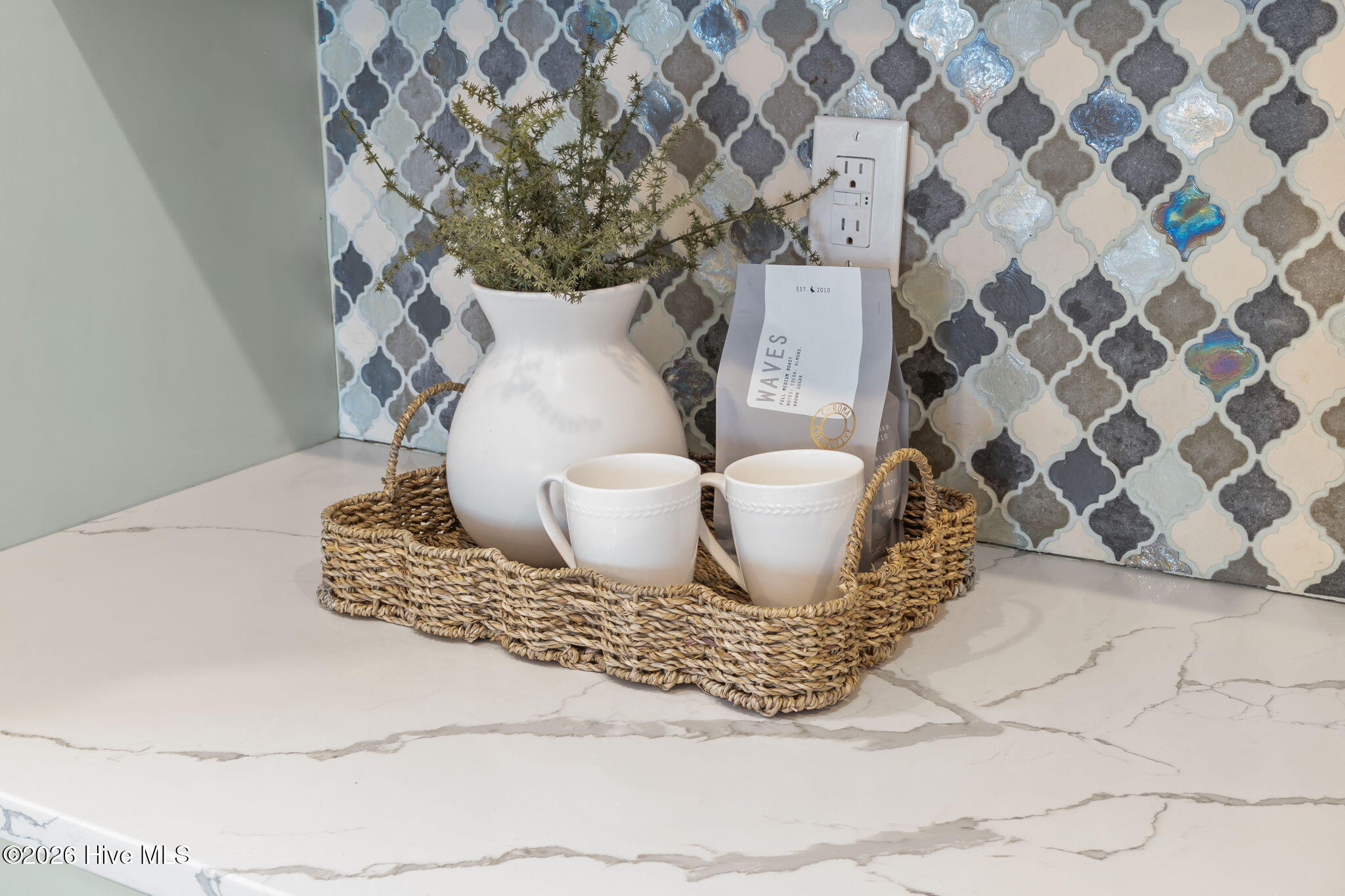 100561647 | Photo 13