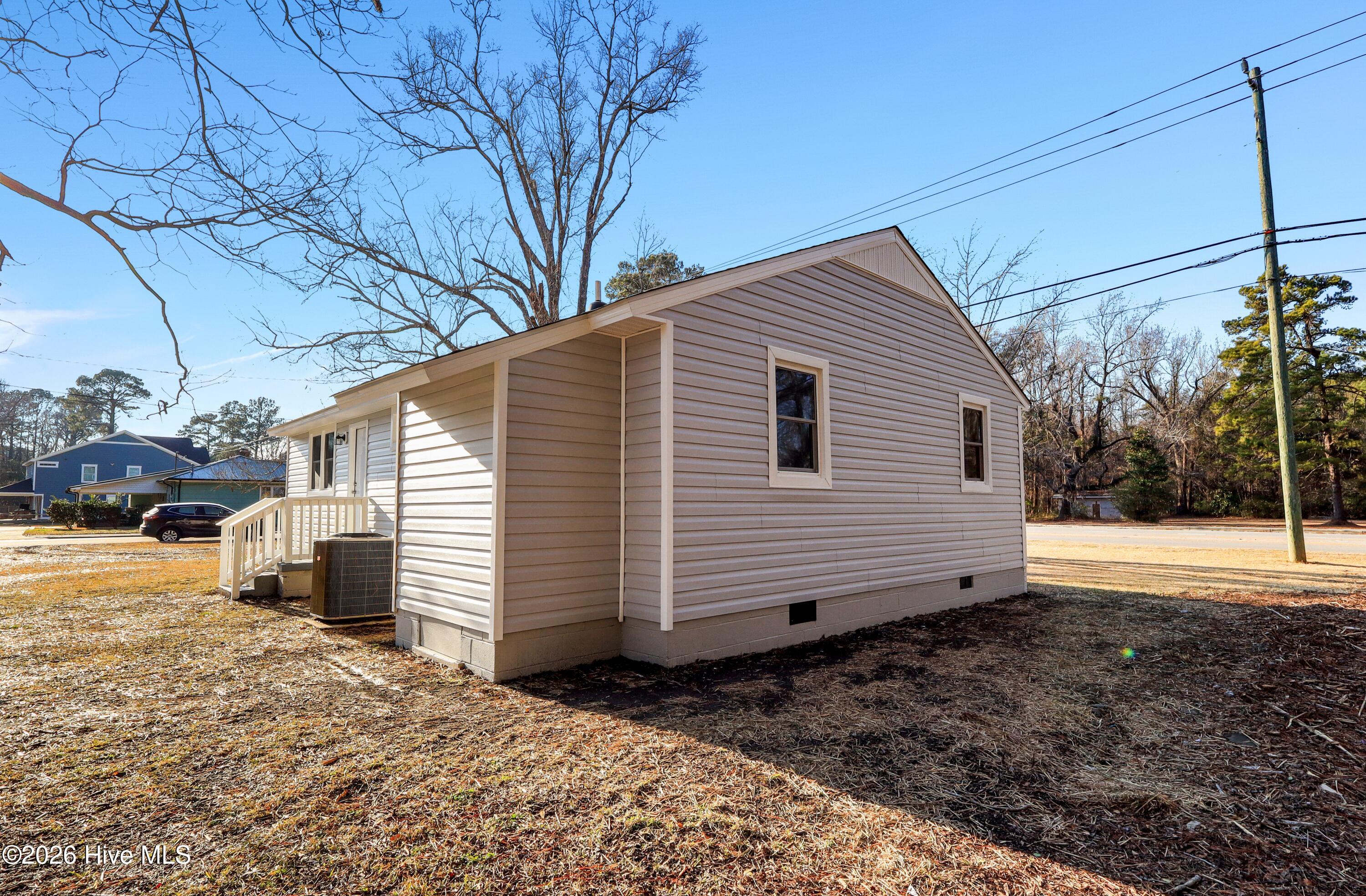 100553720 | Photo 45