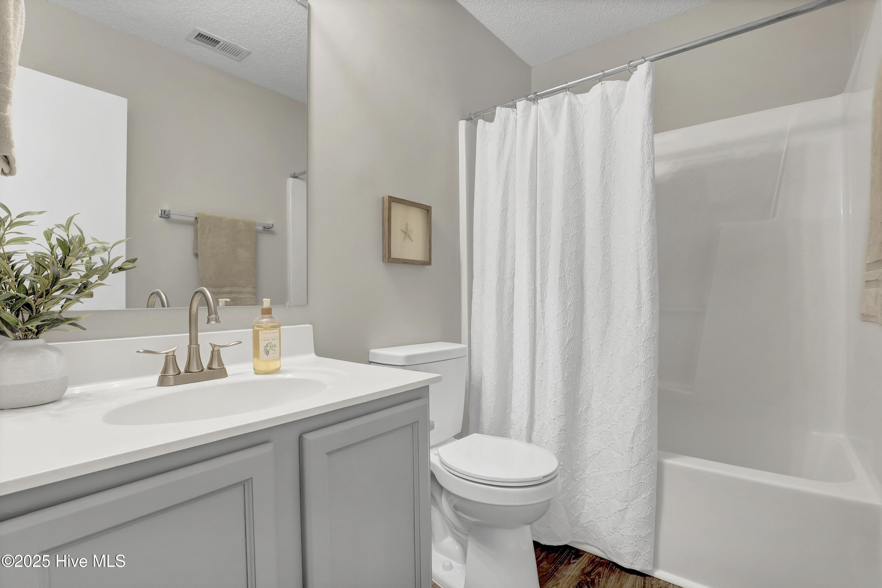 100545251 | Photo 20