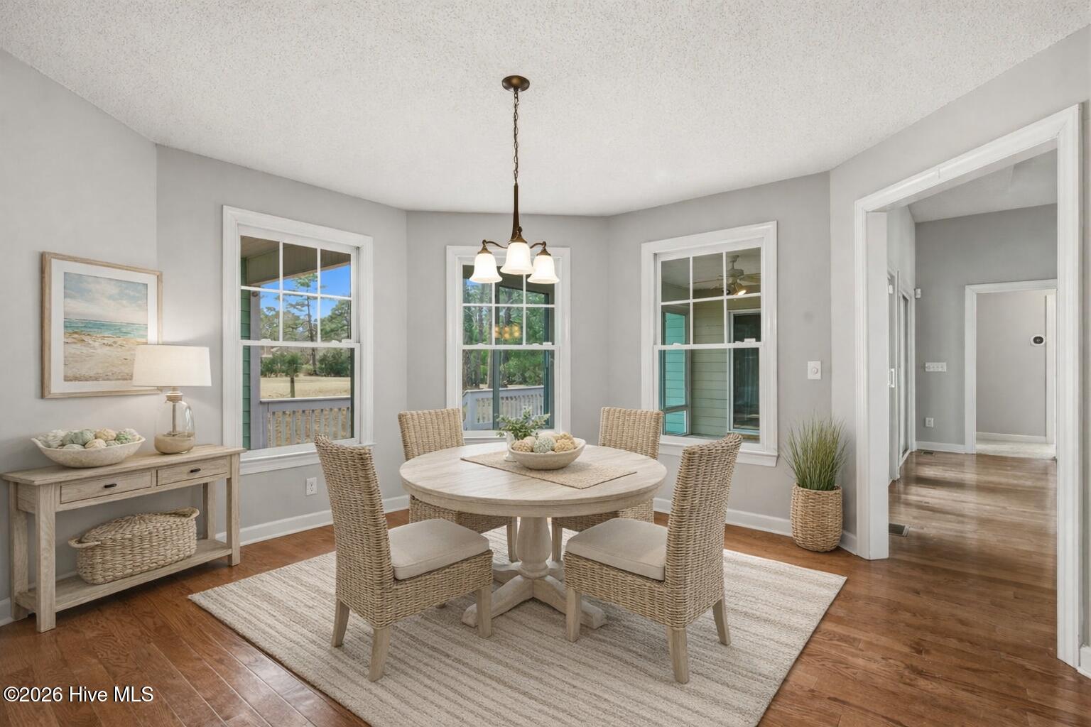 100559475 | Photo 23