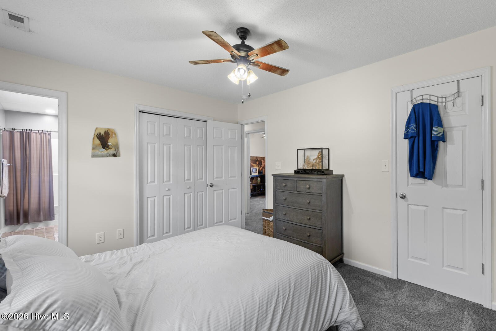 100568558 | Photo 17