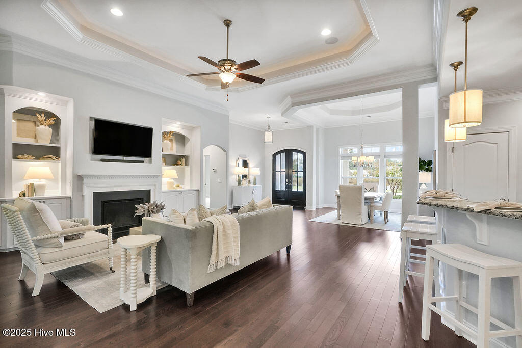 100514876 | Photo 12