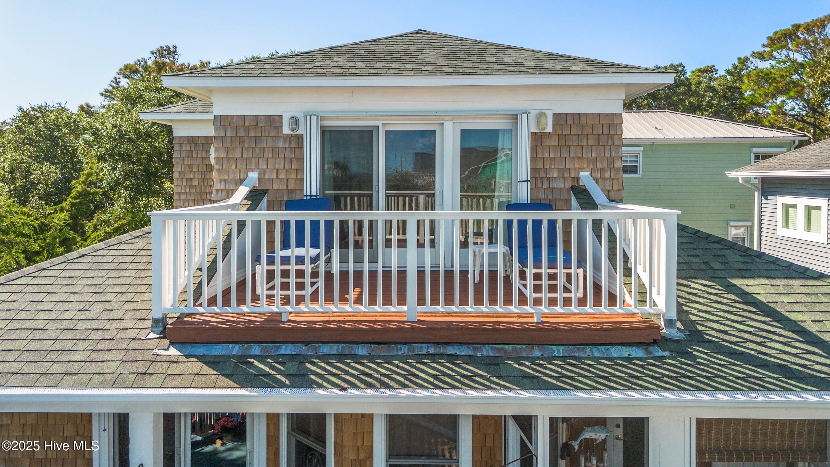 100535794 | Photo 13