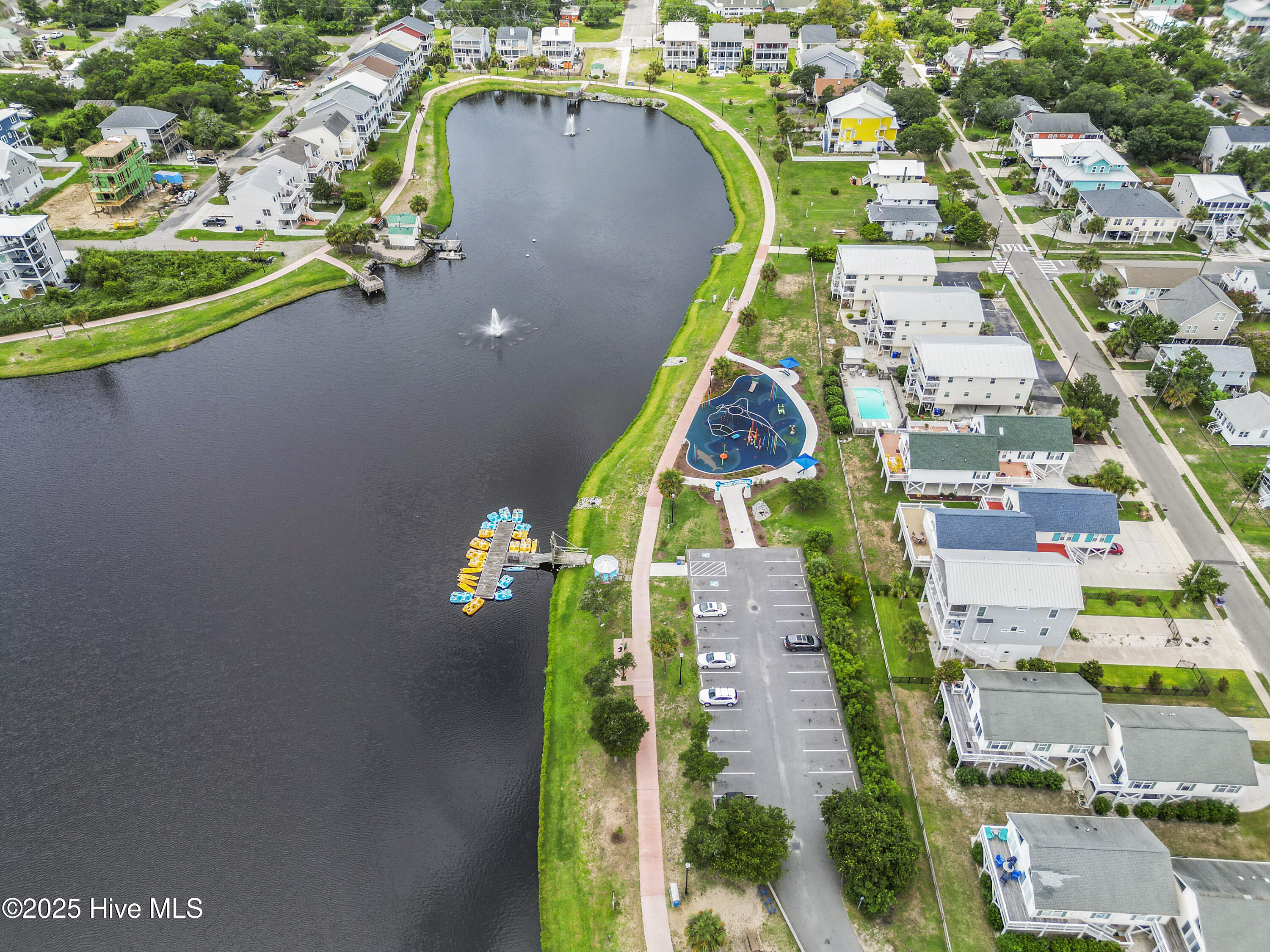 100537895 | Photo 48