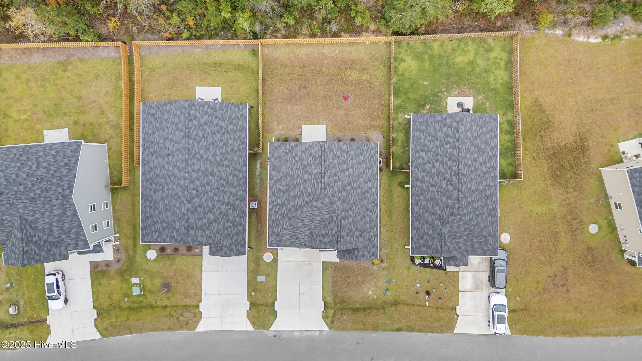 100538946 | Photo 48