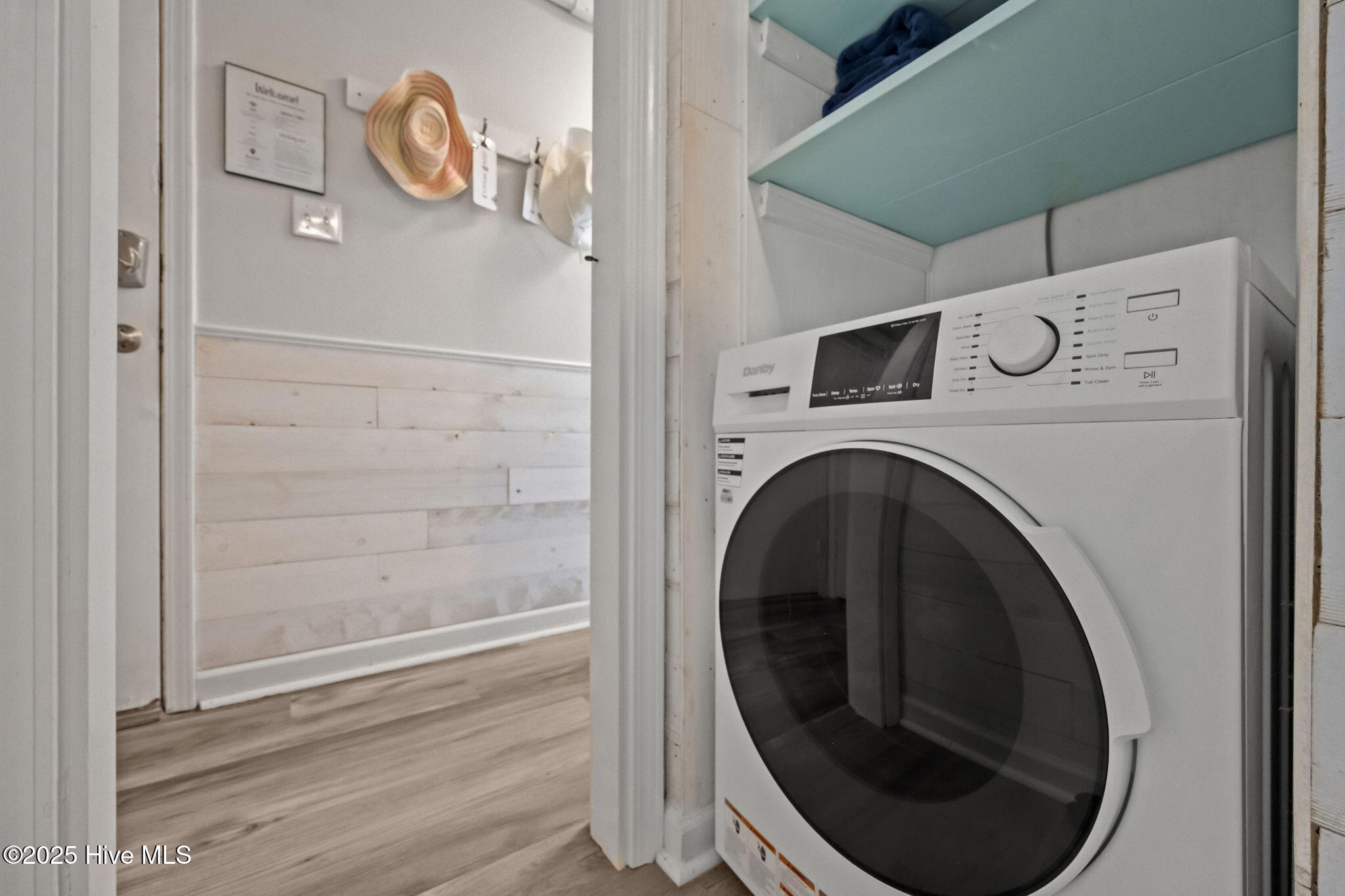 100546610 | Photo 20