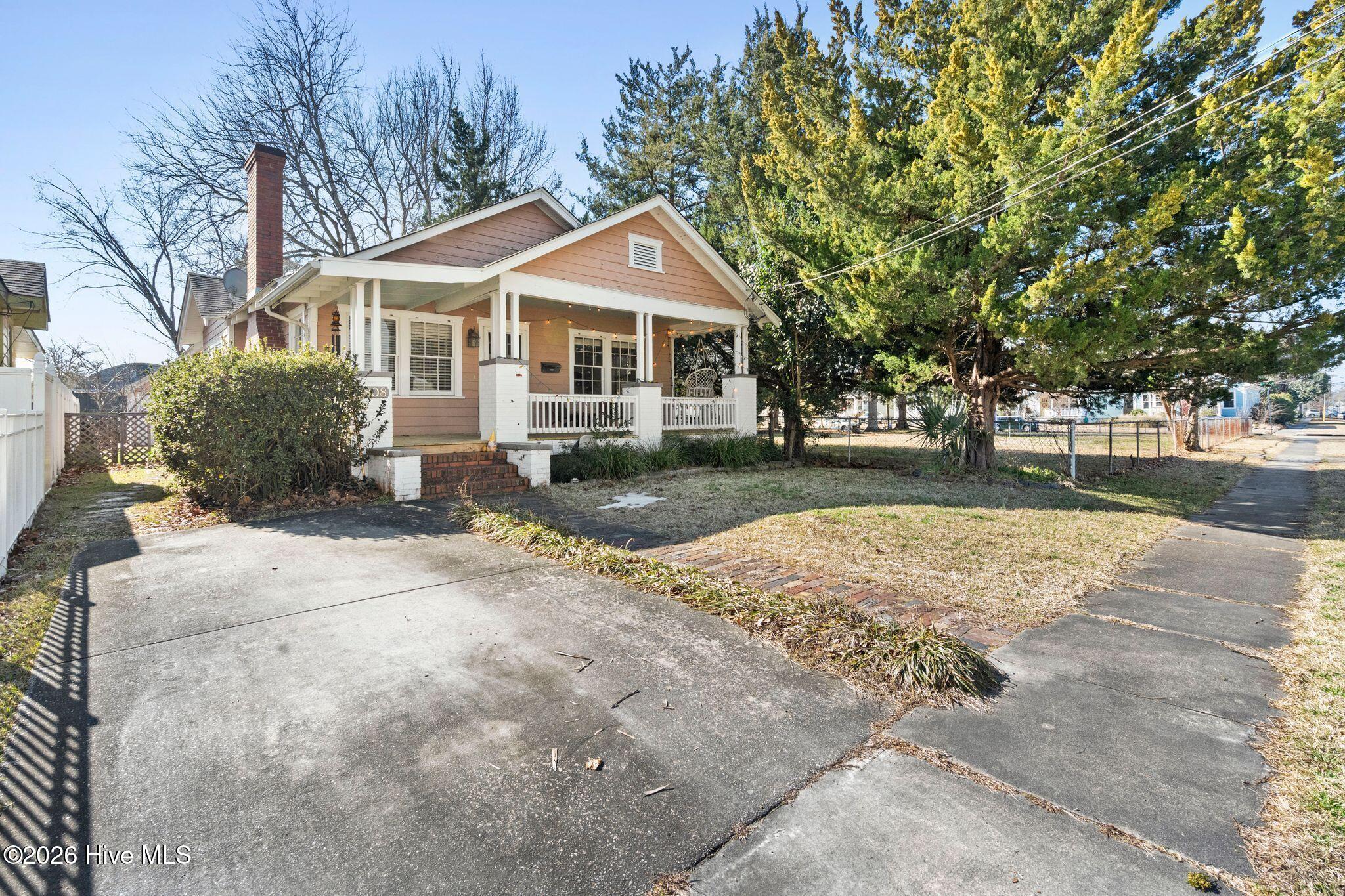 100554931 | Photo 74